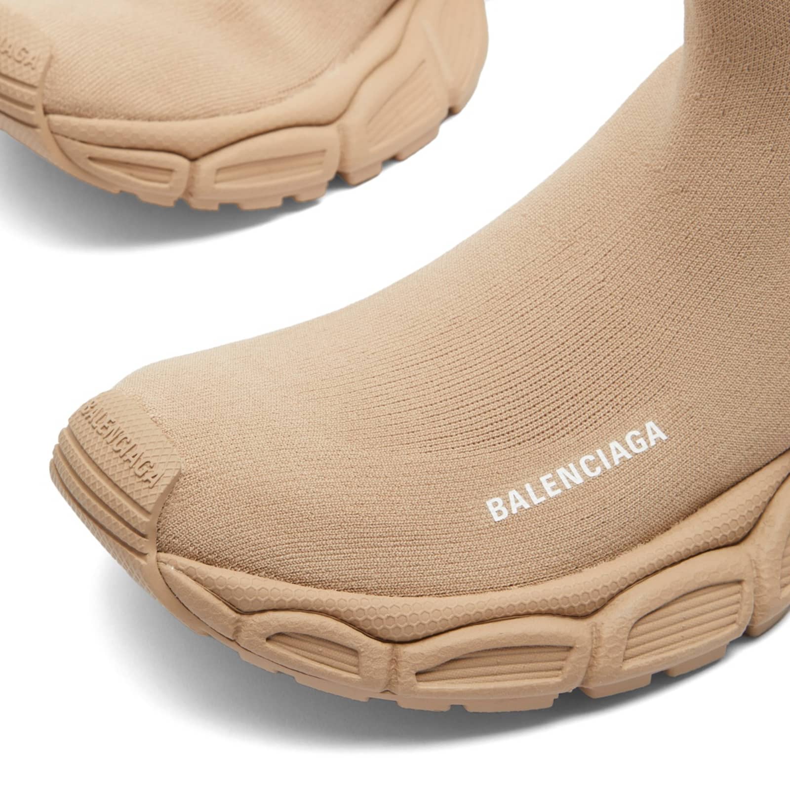 balenciaga speed runner beige