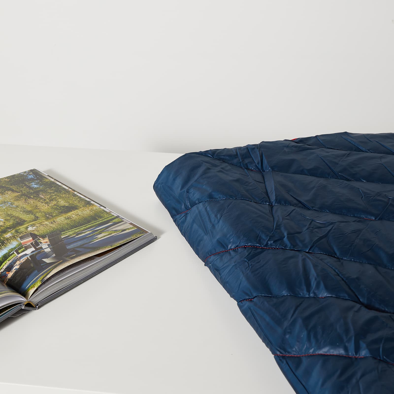 Rumpl Original Puffy Outdoor Blanket 1 Person Deepwater END.