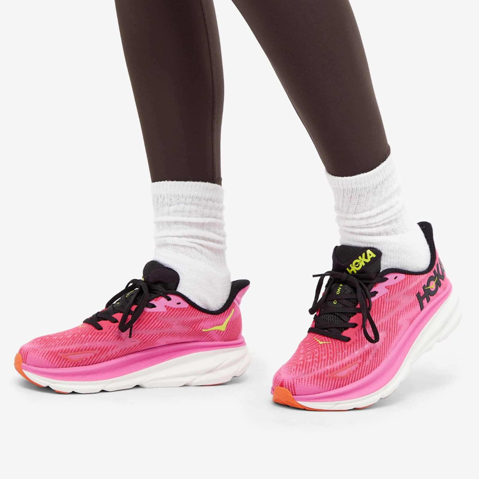 Hoka One One Clifton 9 Raspberry & Strawberry END. (GB)