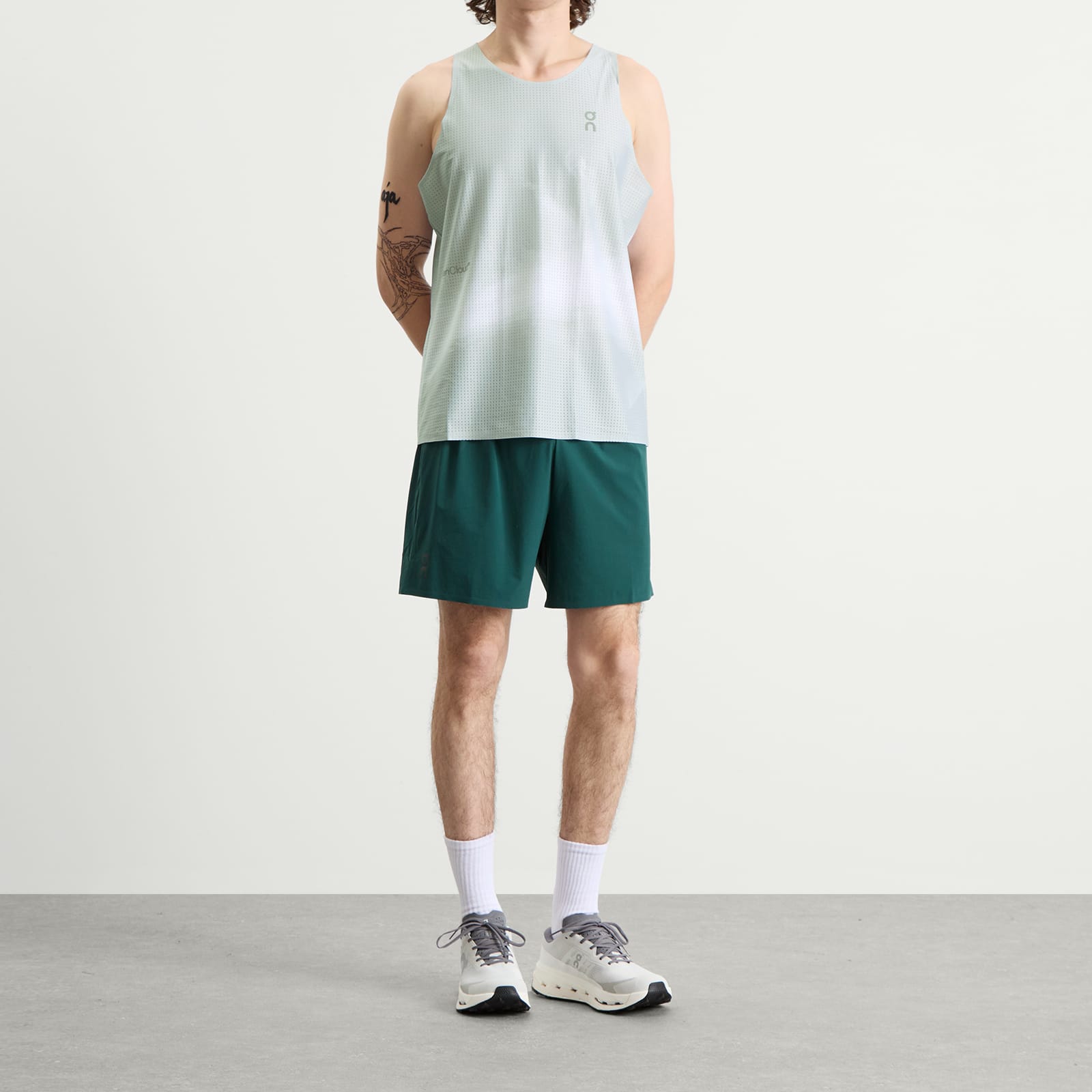 On Pace Tank - Glacier  &  White