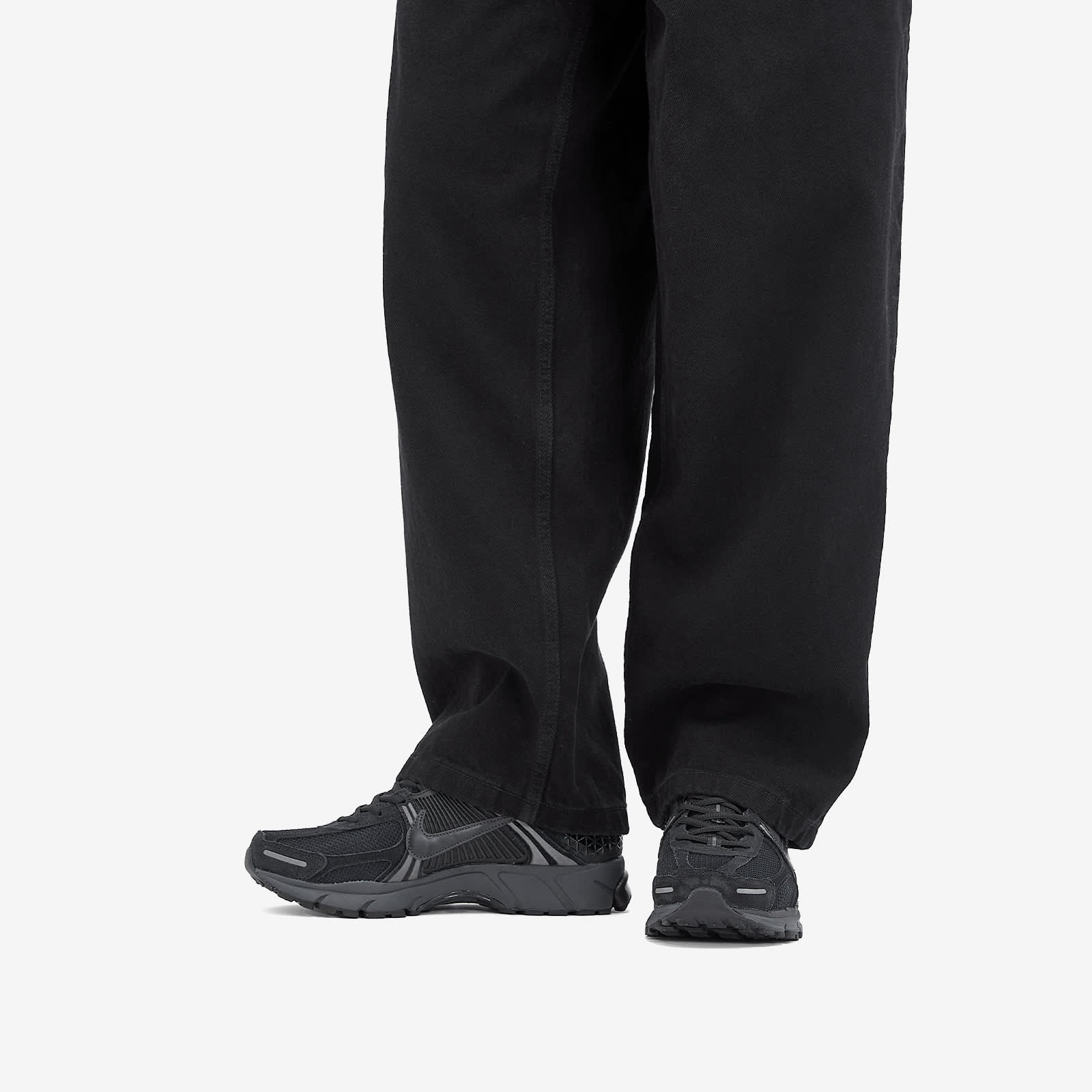 Nike Zoom Vomero 5 Sde Sneaker - Black, Anthracite & Grey
