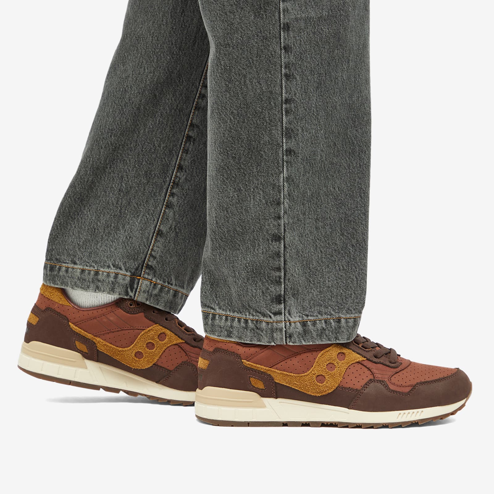 Saucony Shadow 5000 'Espresso' Brown | END. (GB)