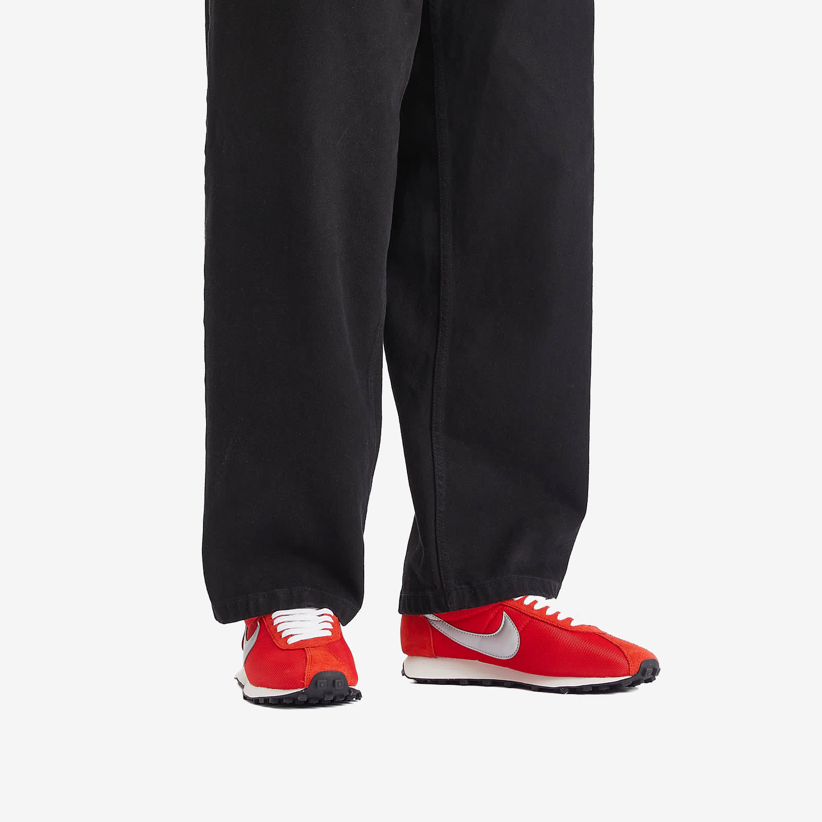 Nike Ld-1000 Sneaker - Red, Sail & Black