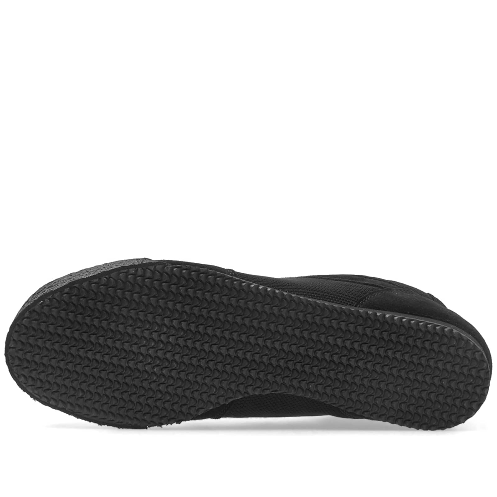 comme des garcons shirt x spalwart pitch sneaker