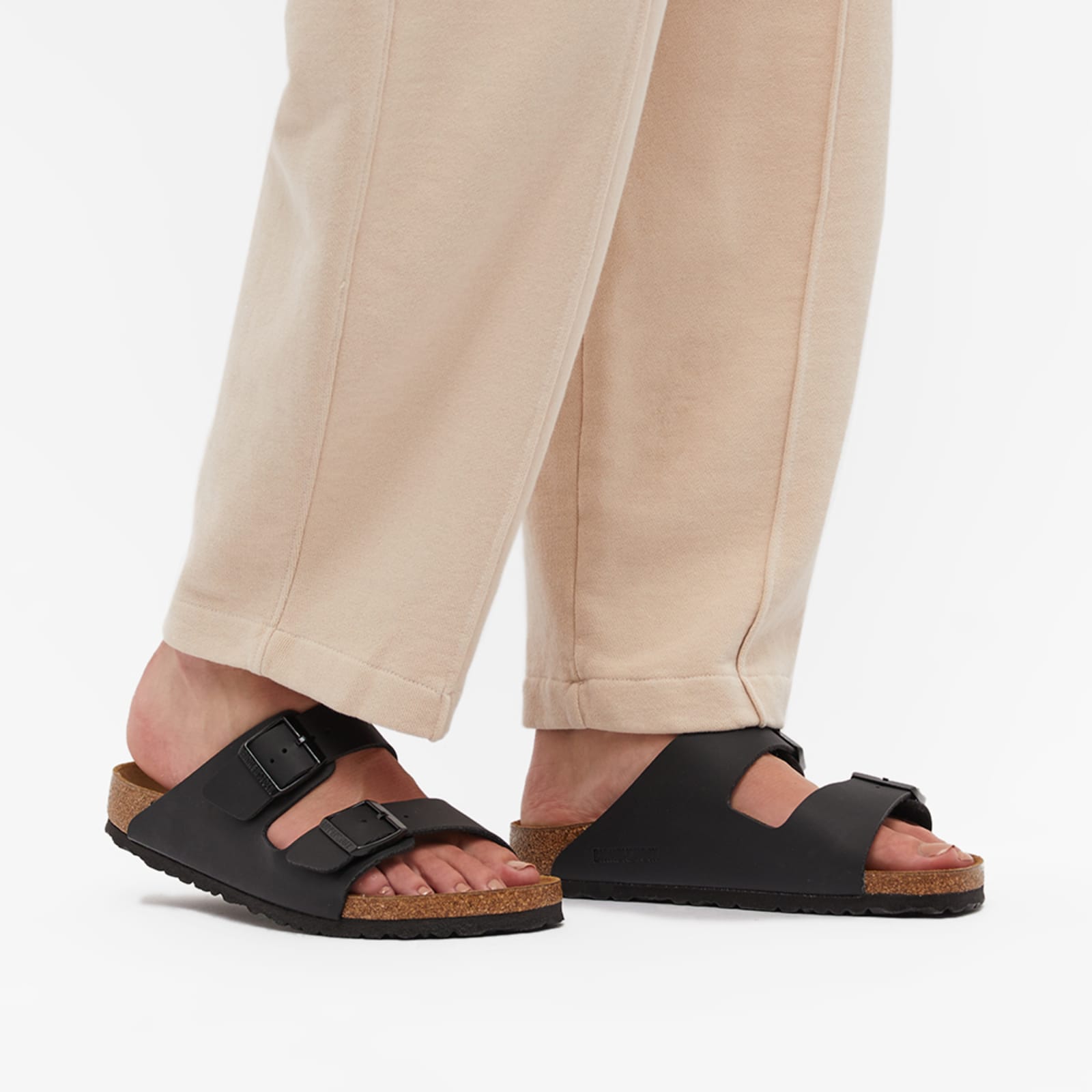 birkenstock arizona street style