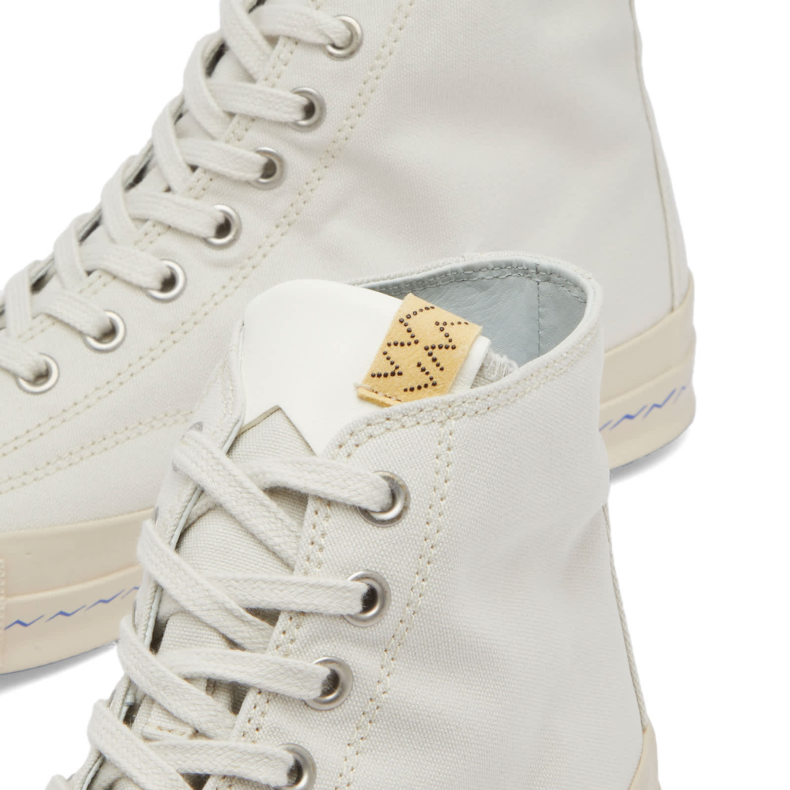 Visvim Skagway Hi Sneaker Ivory END. (JP)