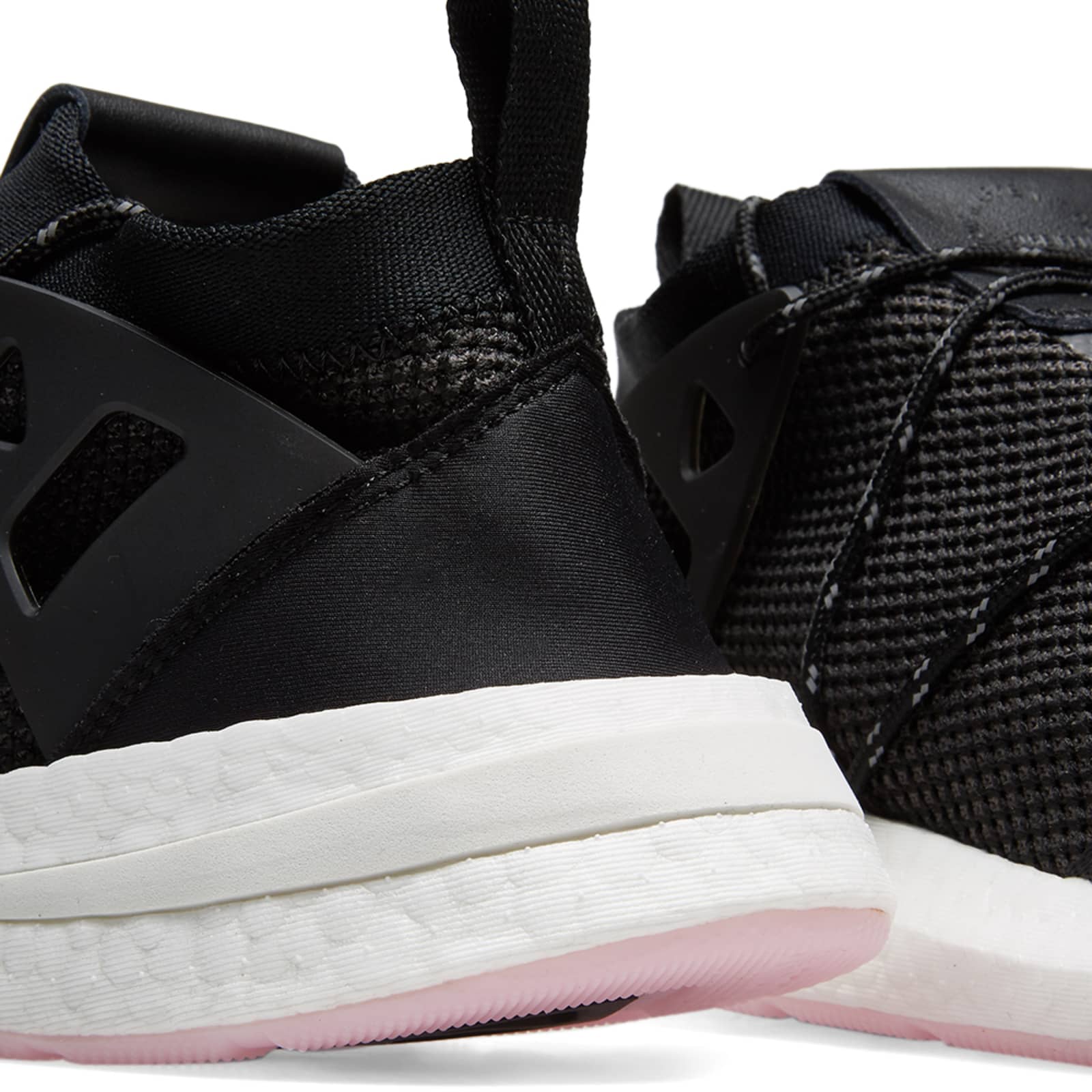 Adidas Arkyn Knit W - Core Black, Carbon & Pink