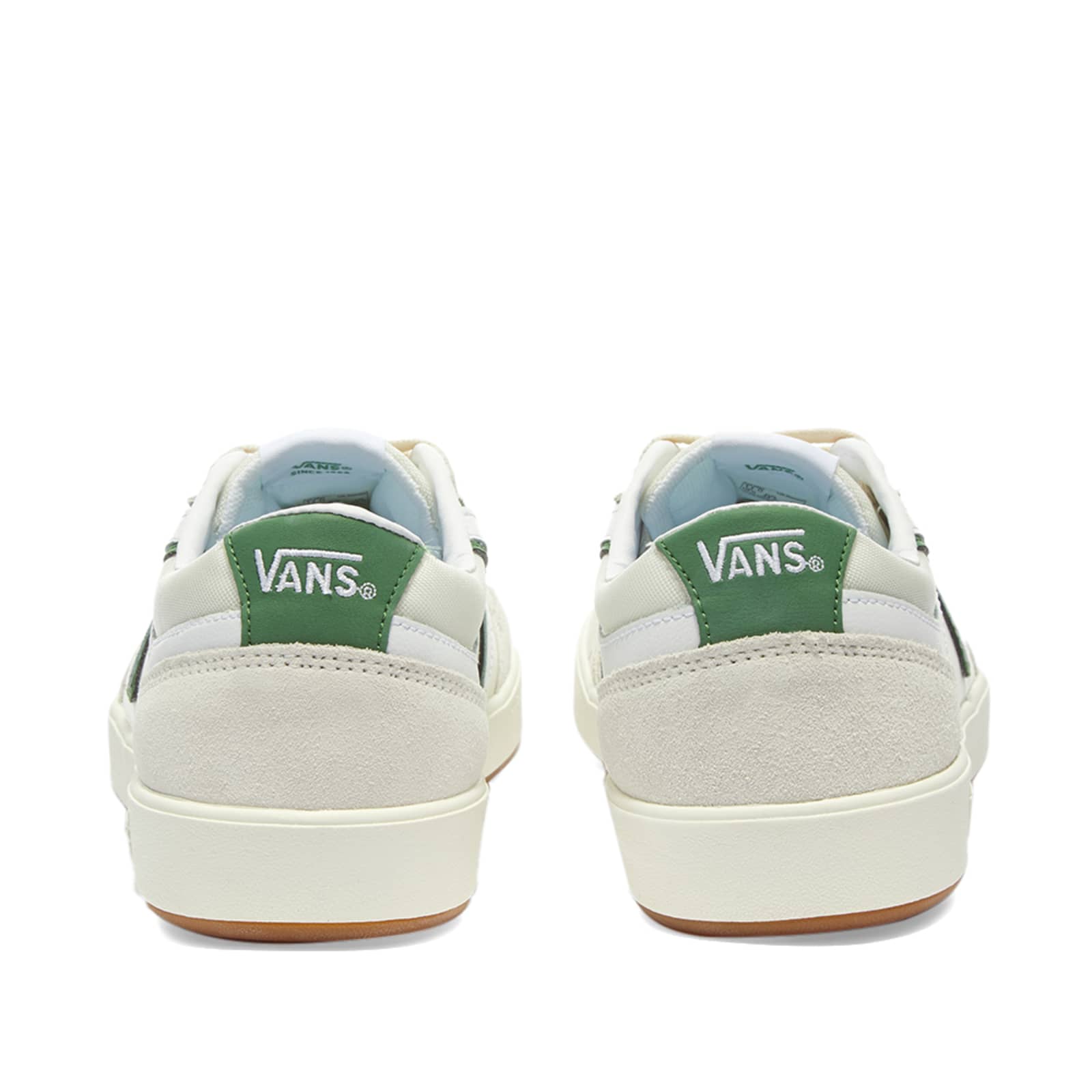 Vans UA Lowland CC White & Juniper END. (DE)