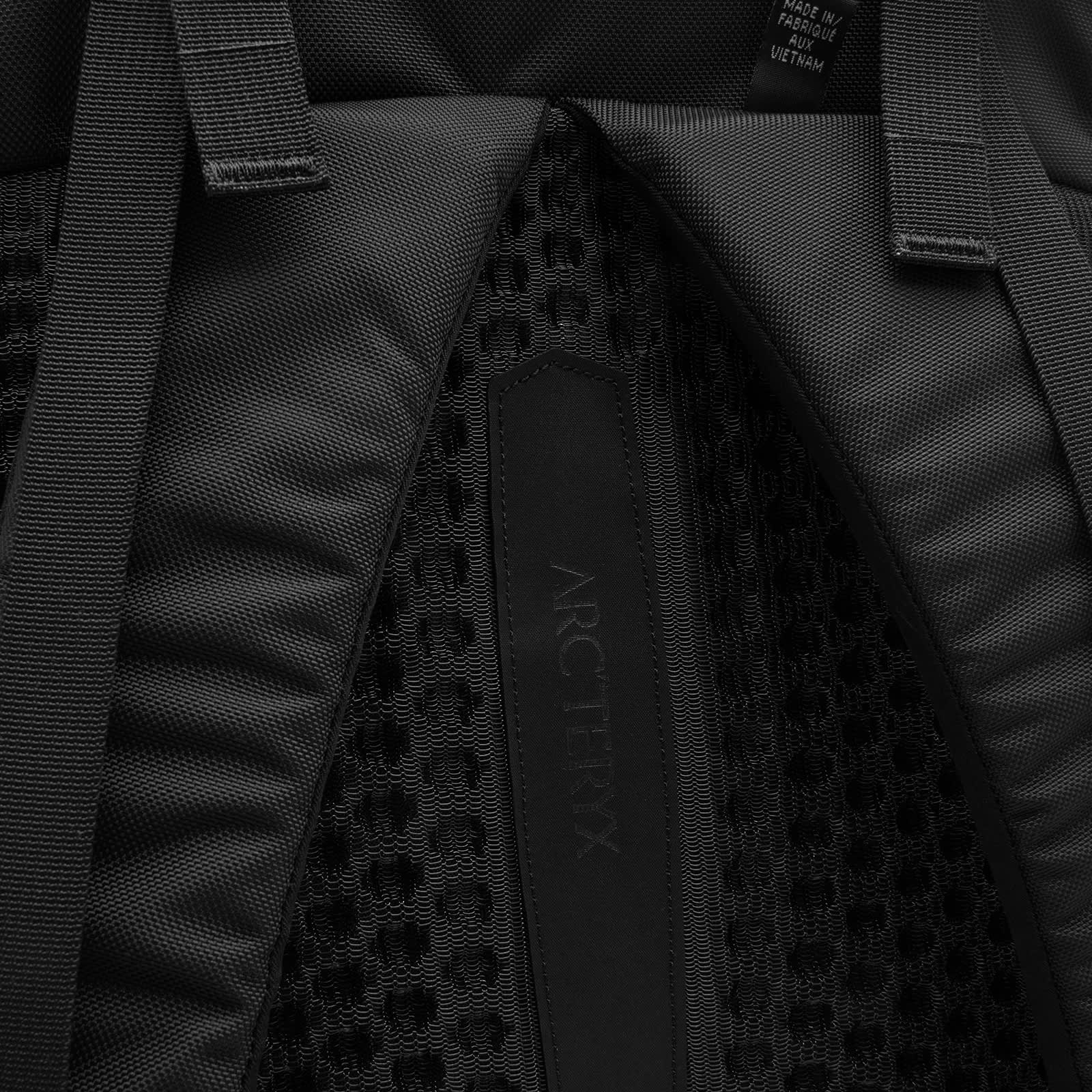 Arc'teryx Arro 22 Backpack