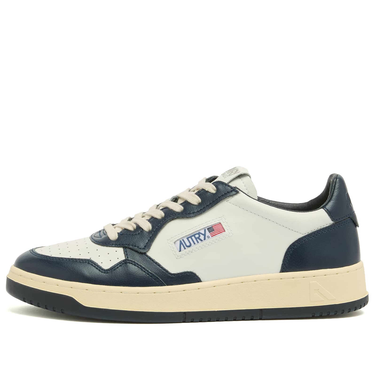 Autry 01 Medalist Low Leather Sneaker - Wht/Blue