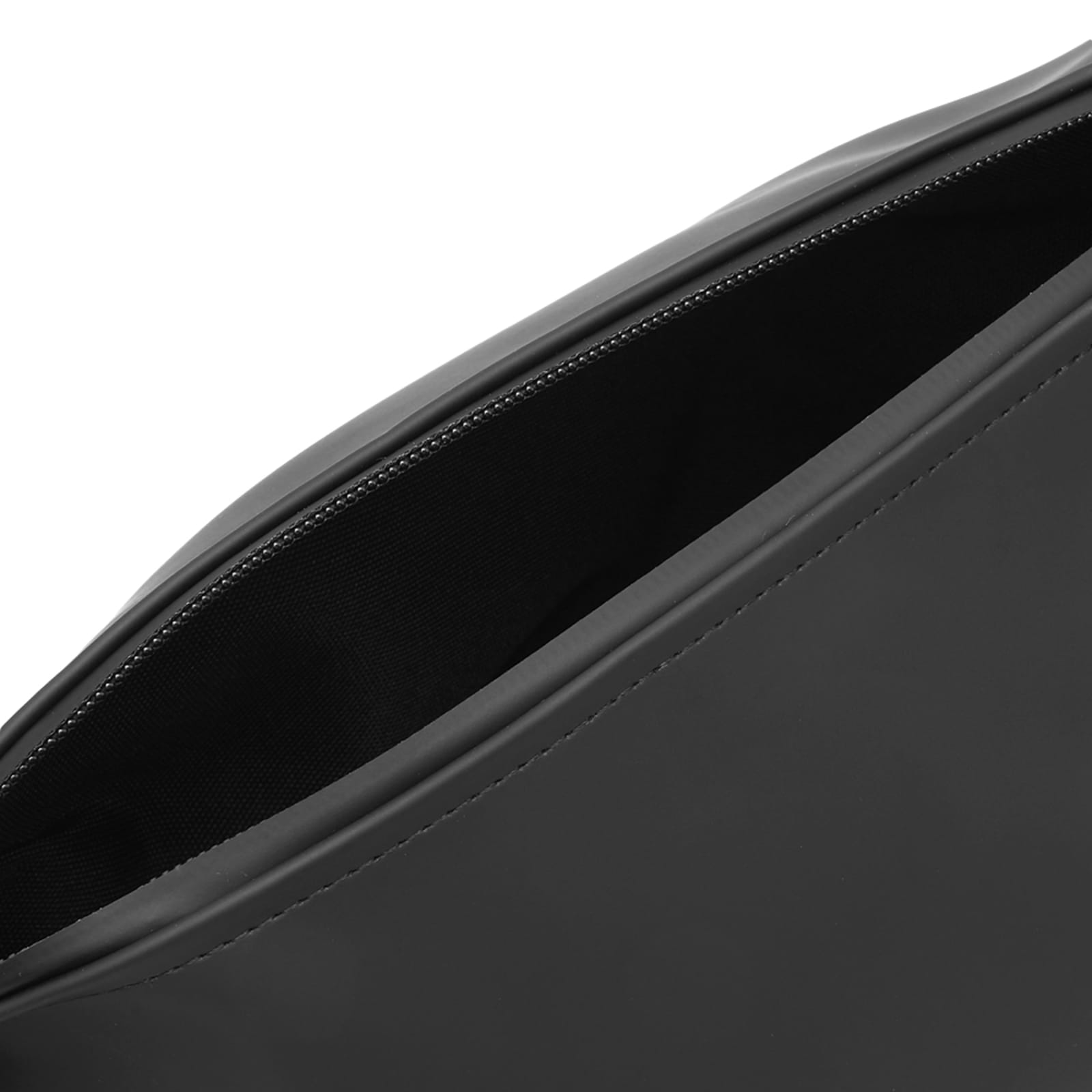 Rains Weekend Wash Bag Black END. (SG)