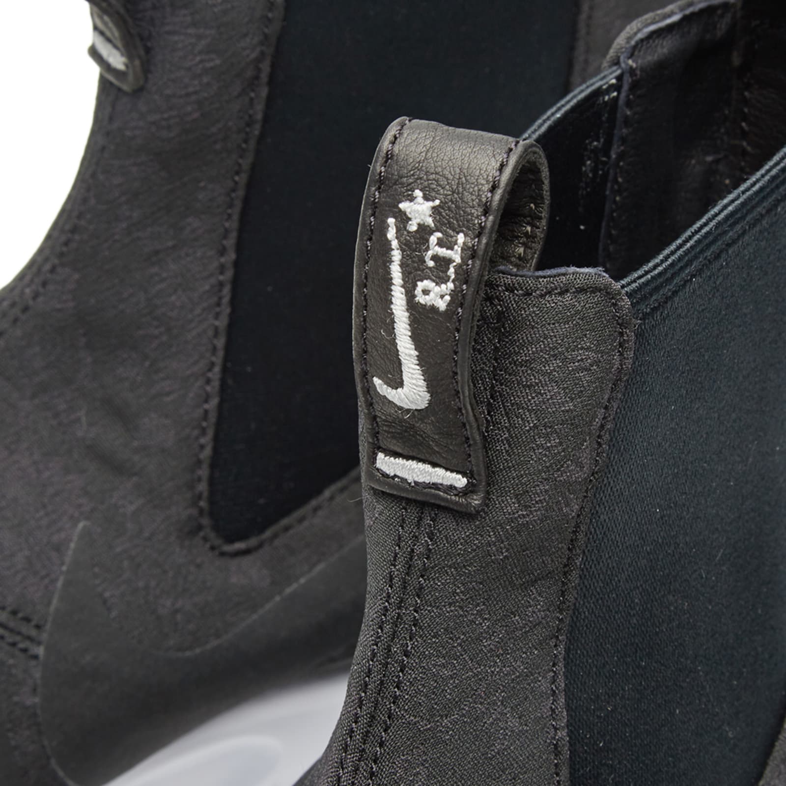 riccardo tisci air zoom legend