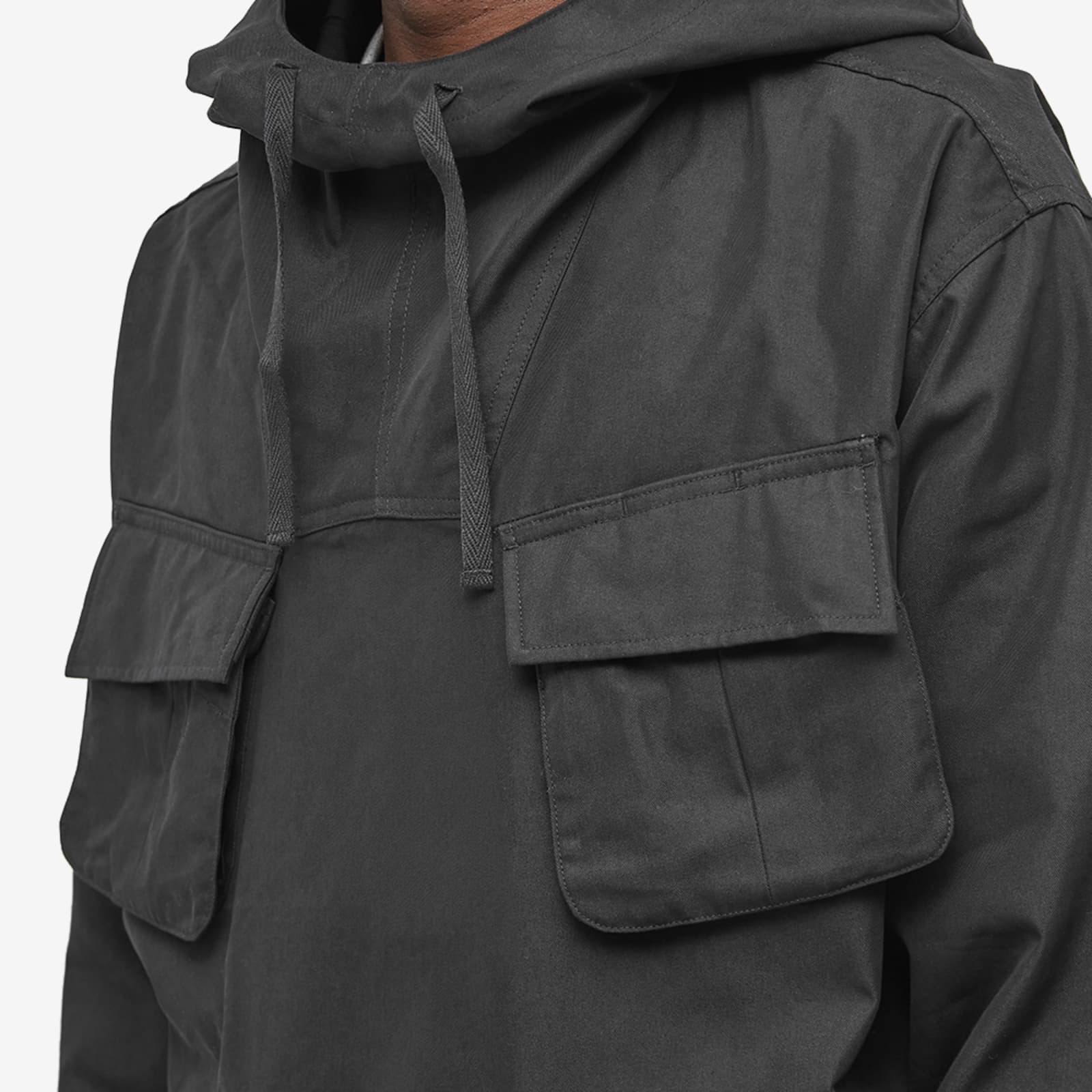 Uniform Bridge Fatigue Anorak Black END.