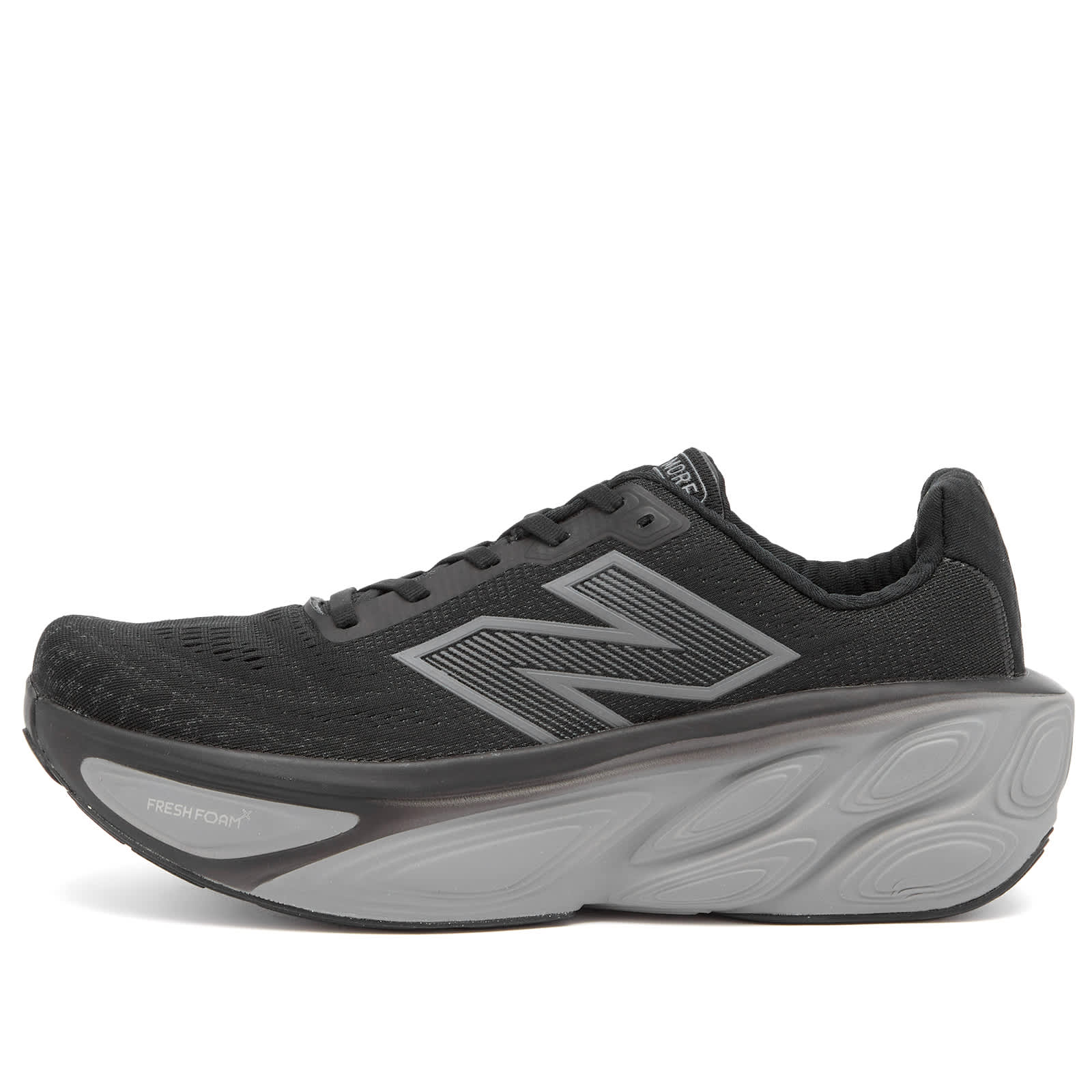 New Balance Fresh Foam X More V5 Sneakers - Black