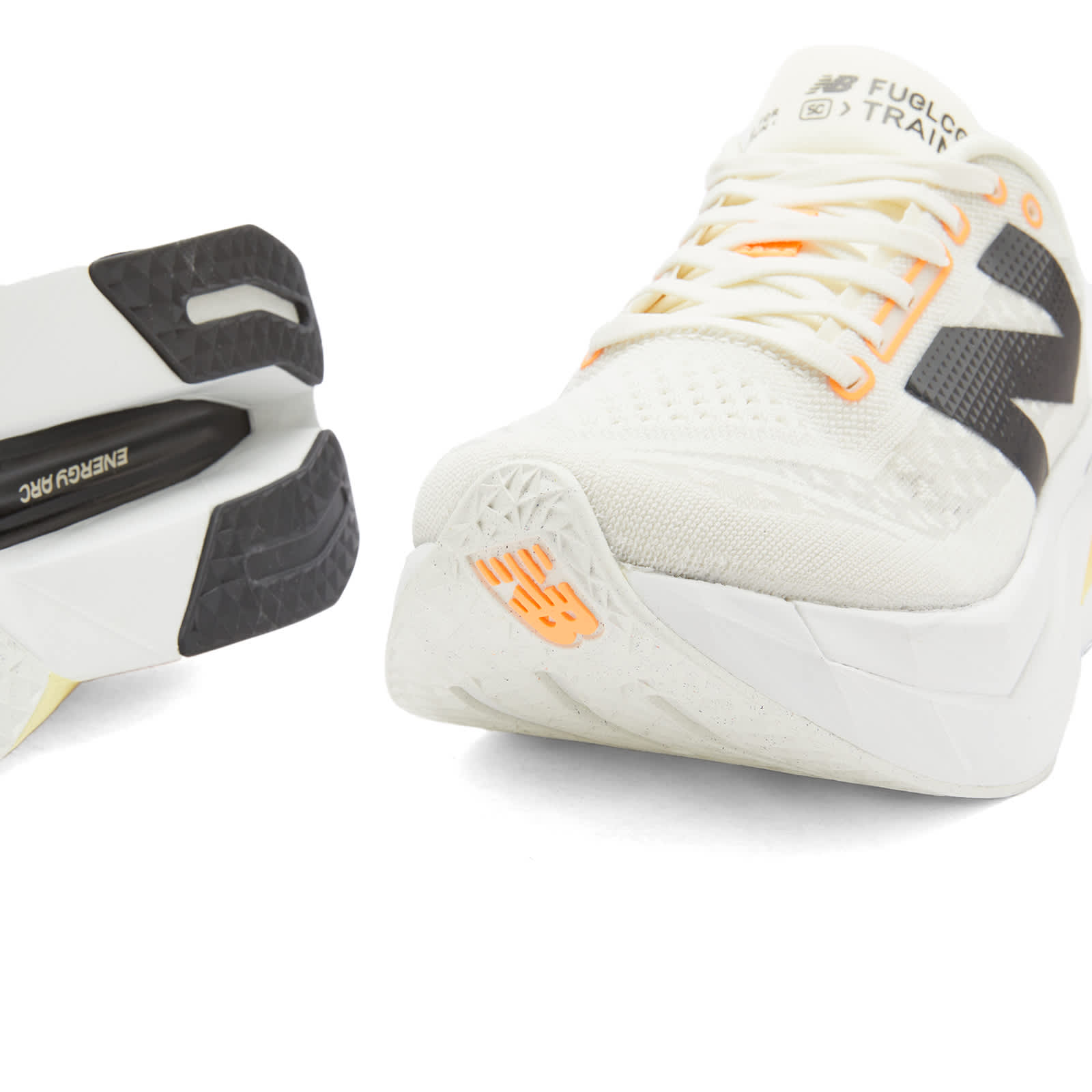 New Balance Supercomp Trainer V3 Sneaker
