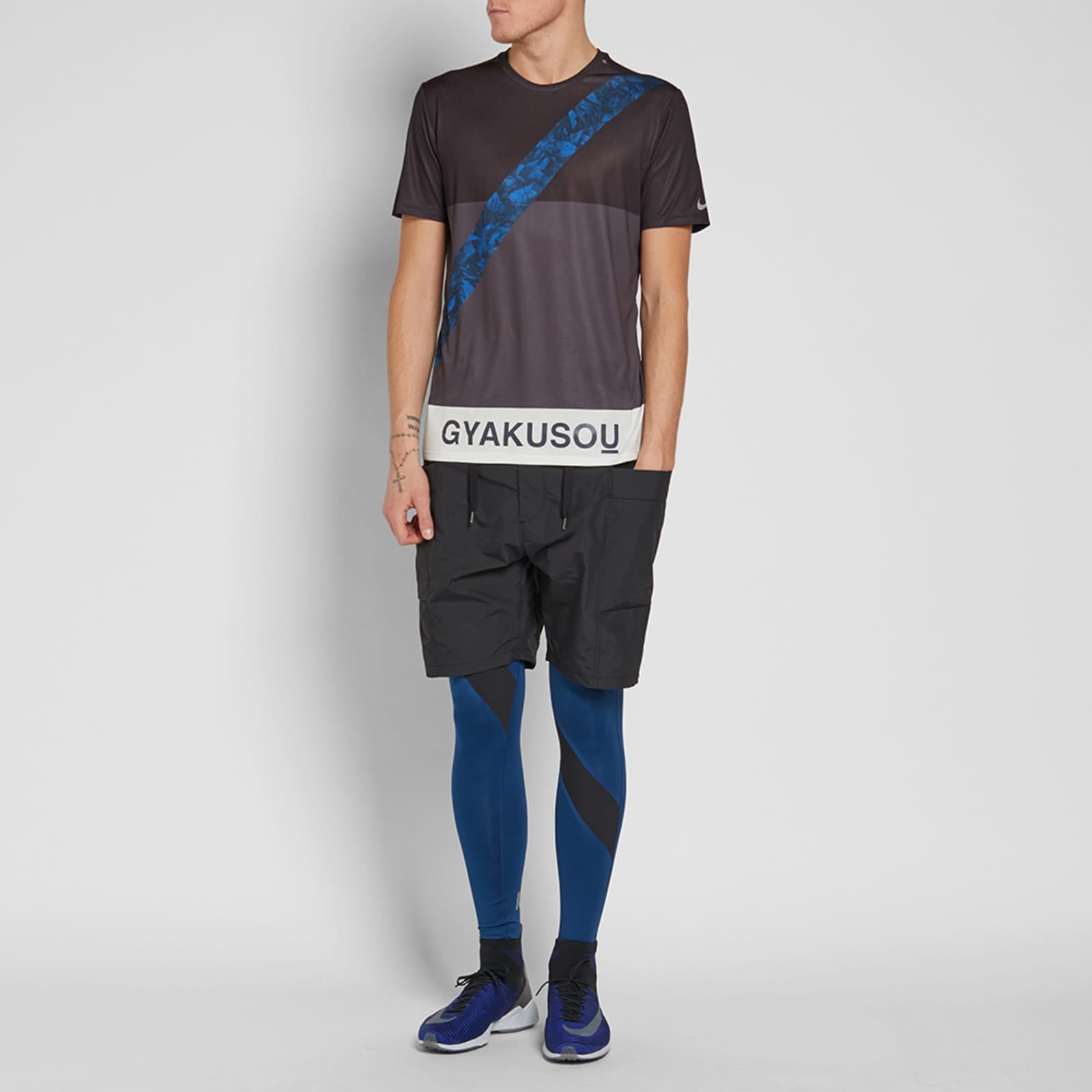 gyakusou nike running