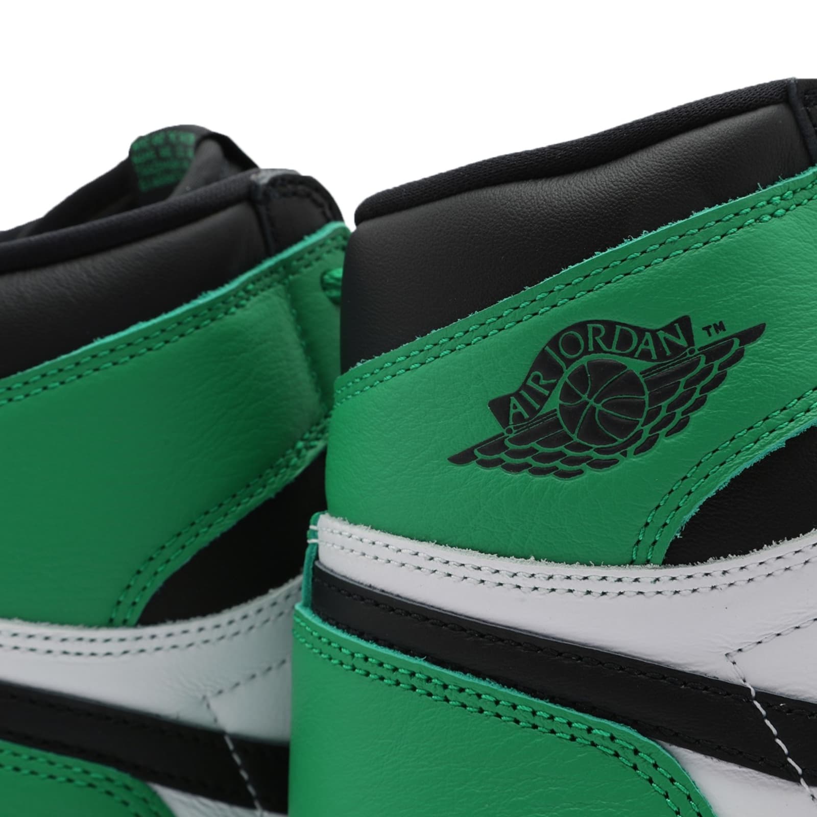 Air Jordan 1 Retro High OG Black & Lucky Green END. (US)