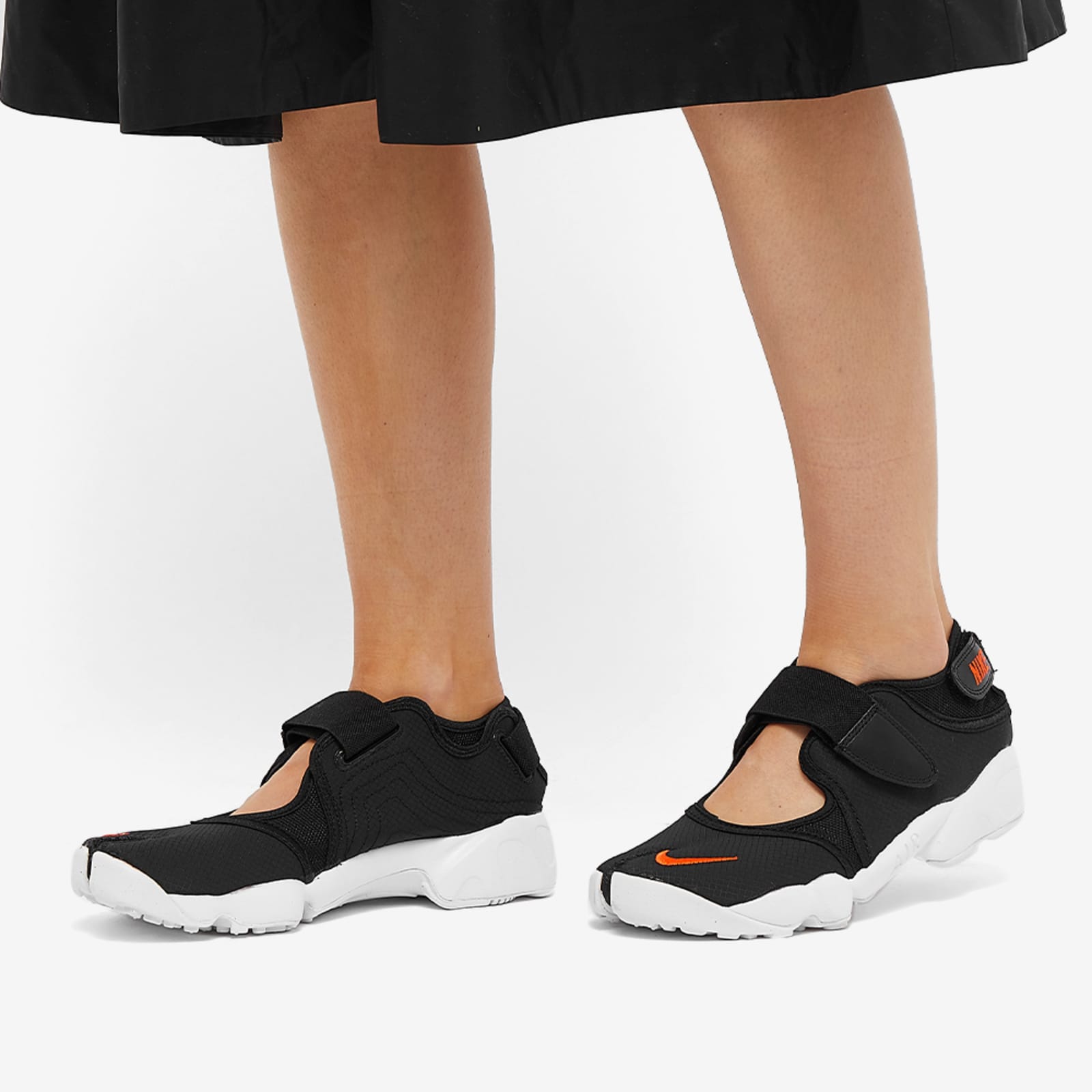 Nike Air Rift Breathe W - Black & Rush Orange