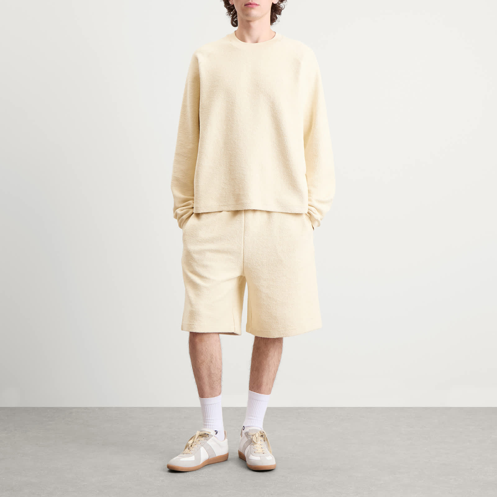 AMI Paris Reversed Non Brushed Fleece Crewneck Sweatshirt - Ivoire