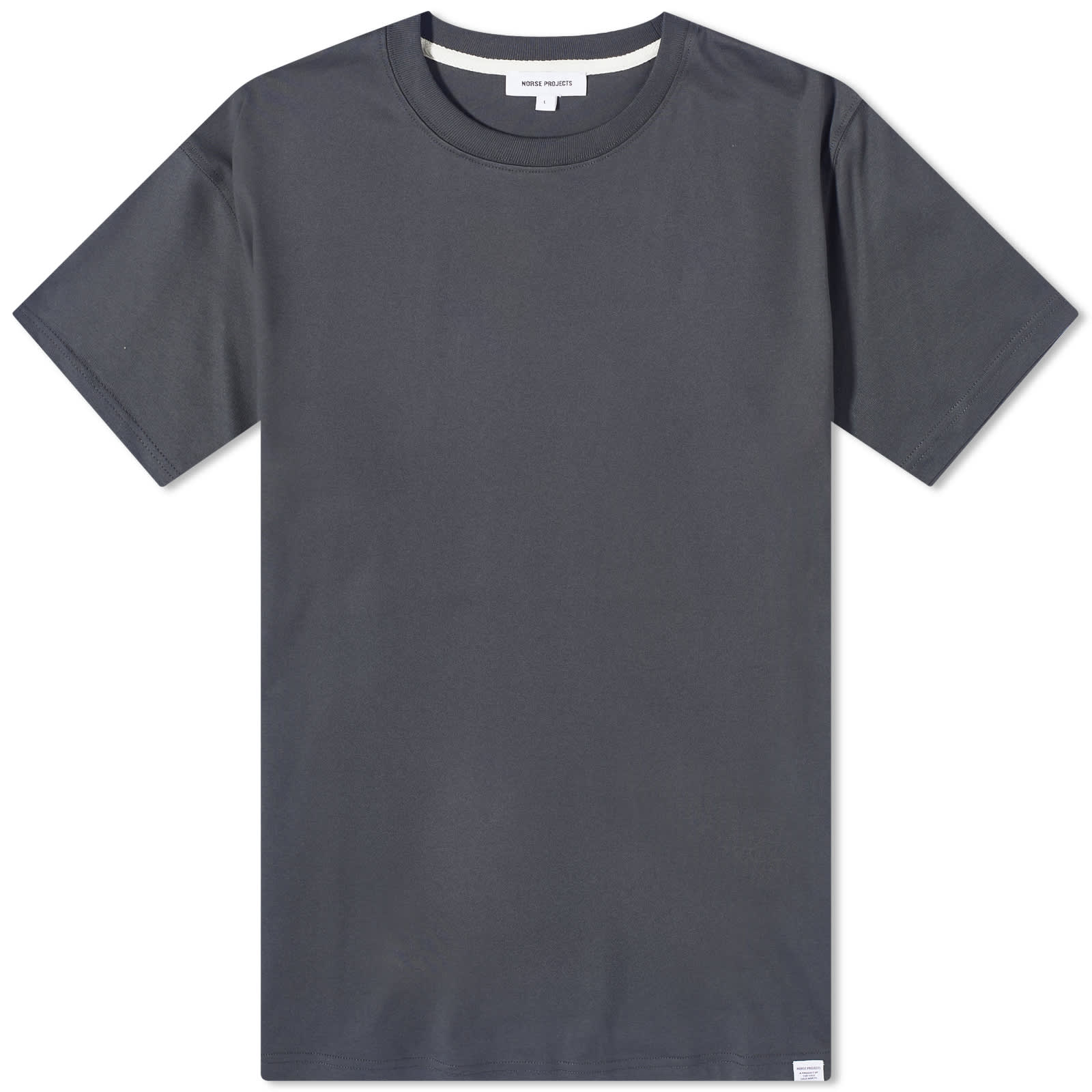 norse-projects-niels-standard-t-shirt-battleship-grey-end