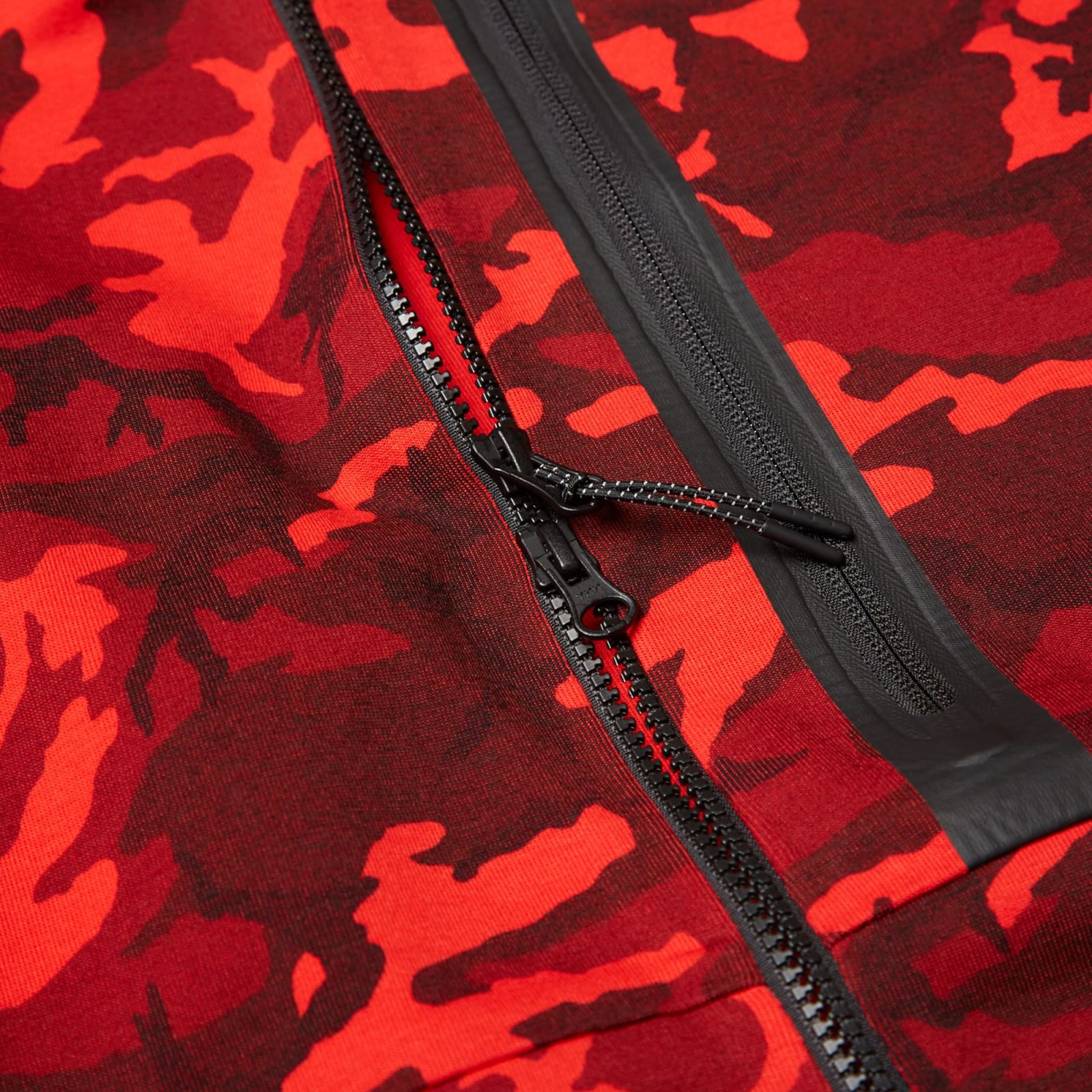 Nike Tech Fleece Camo AW77 Hoody - Team Red & Black