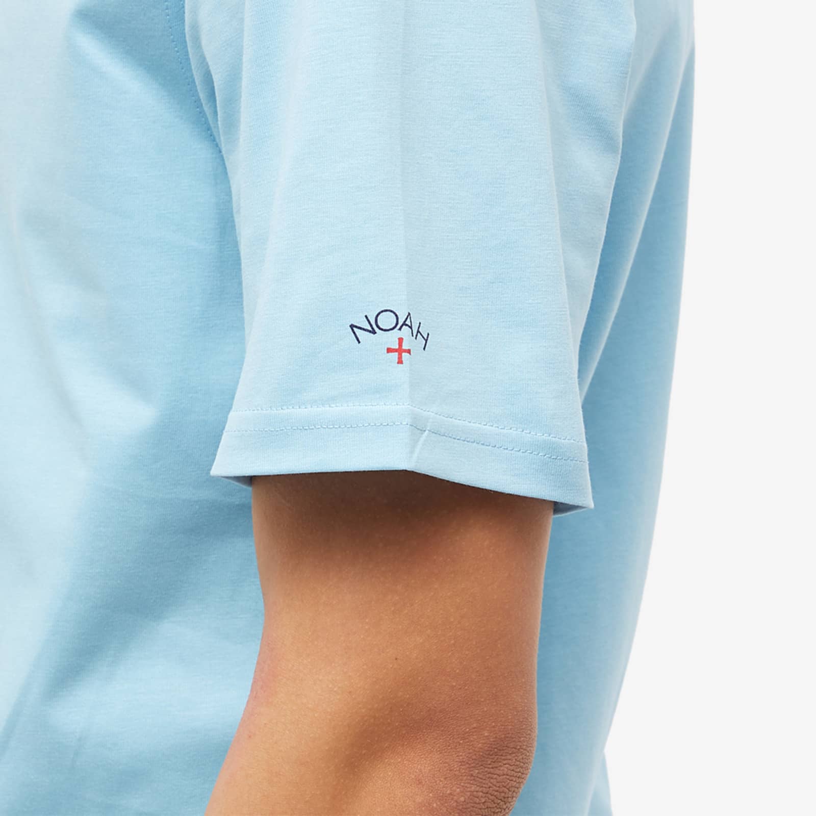 Barbour x NOAH Duck TShirt Sky Blue END. (AR)