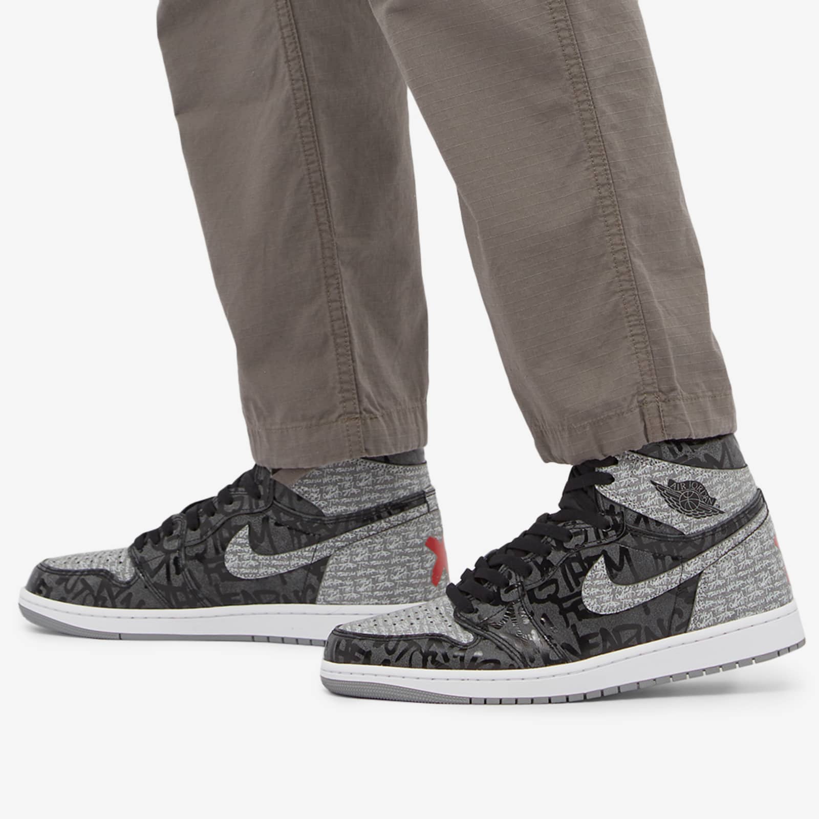jordan 1 black particle grey