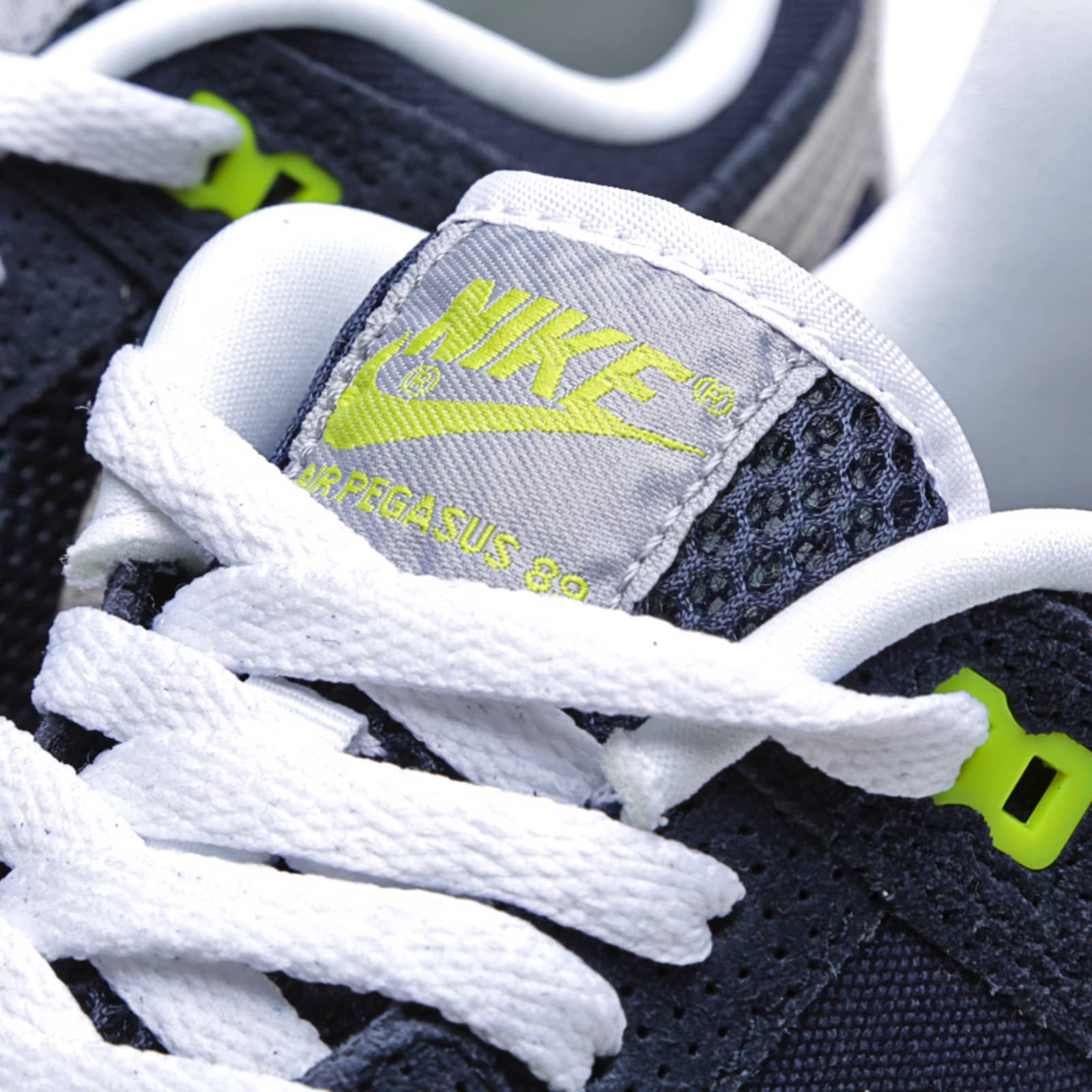 Air pegasus 89 obsidian wolf grey clearance