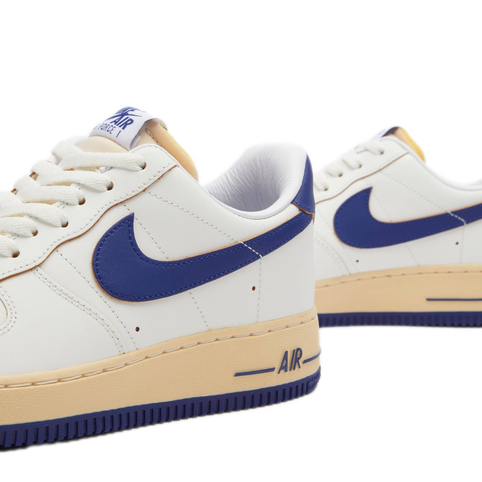 Nike Wmns Air Force 1 '07