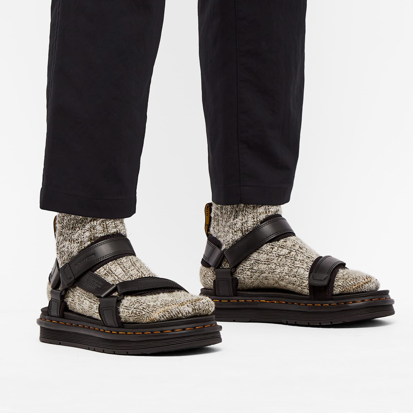 Dr. Martens x Suicoke DEPA Sandal Black Smooth END.