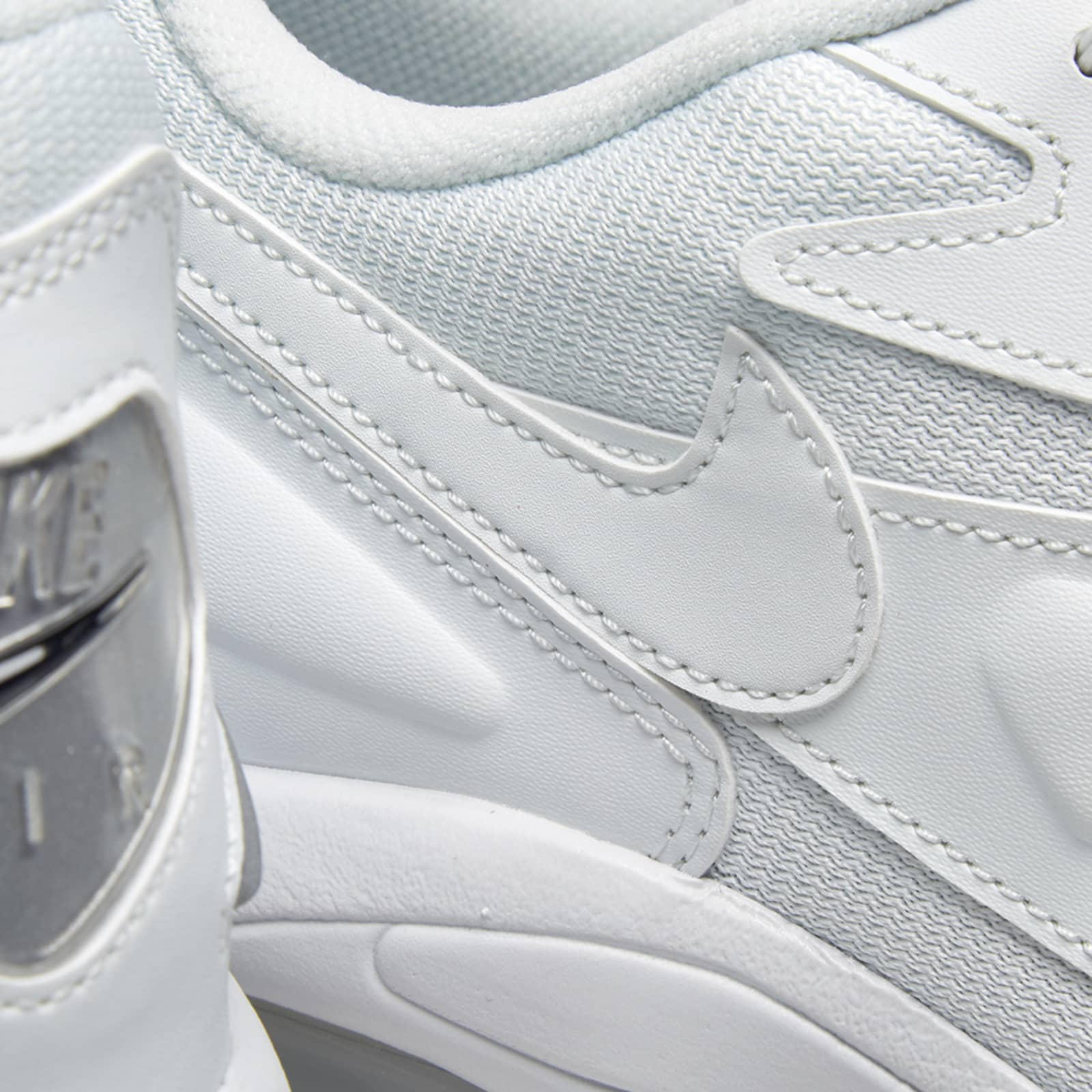 air max 2 light white