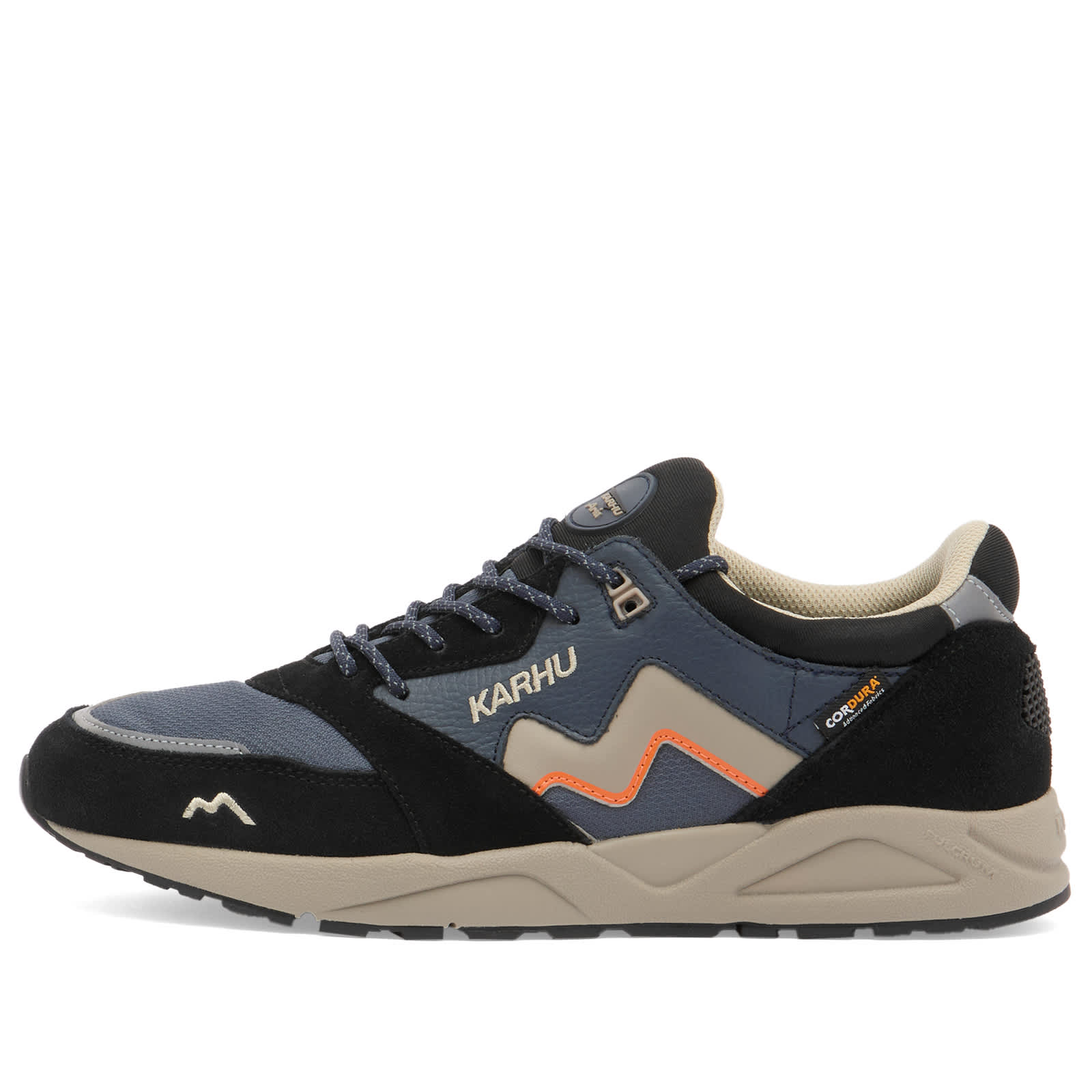 Karhu Aria 95 - Caviar & Vintage Khaki