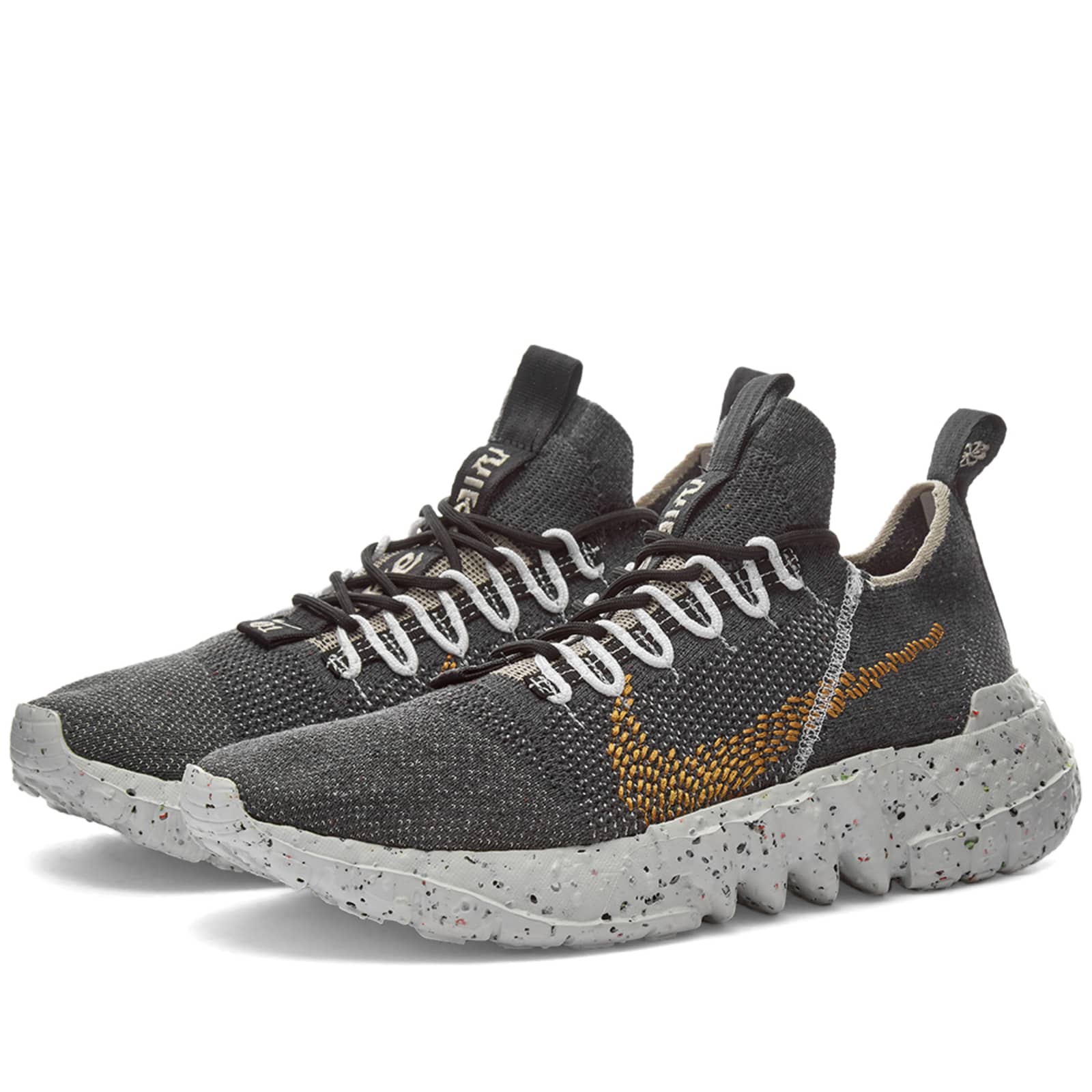 black nike space hippie 01