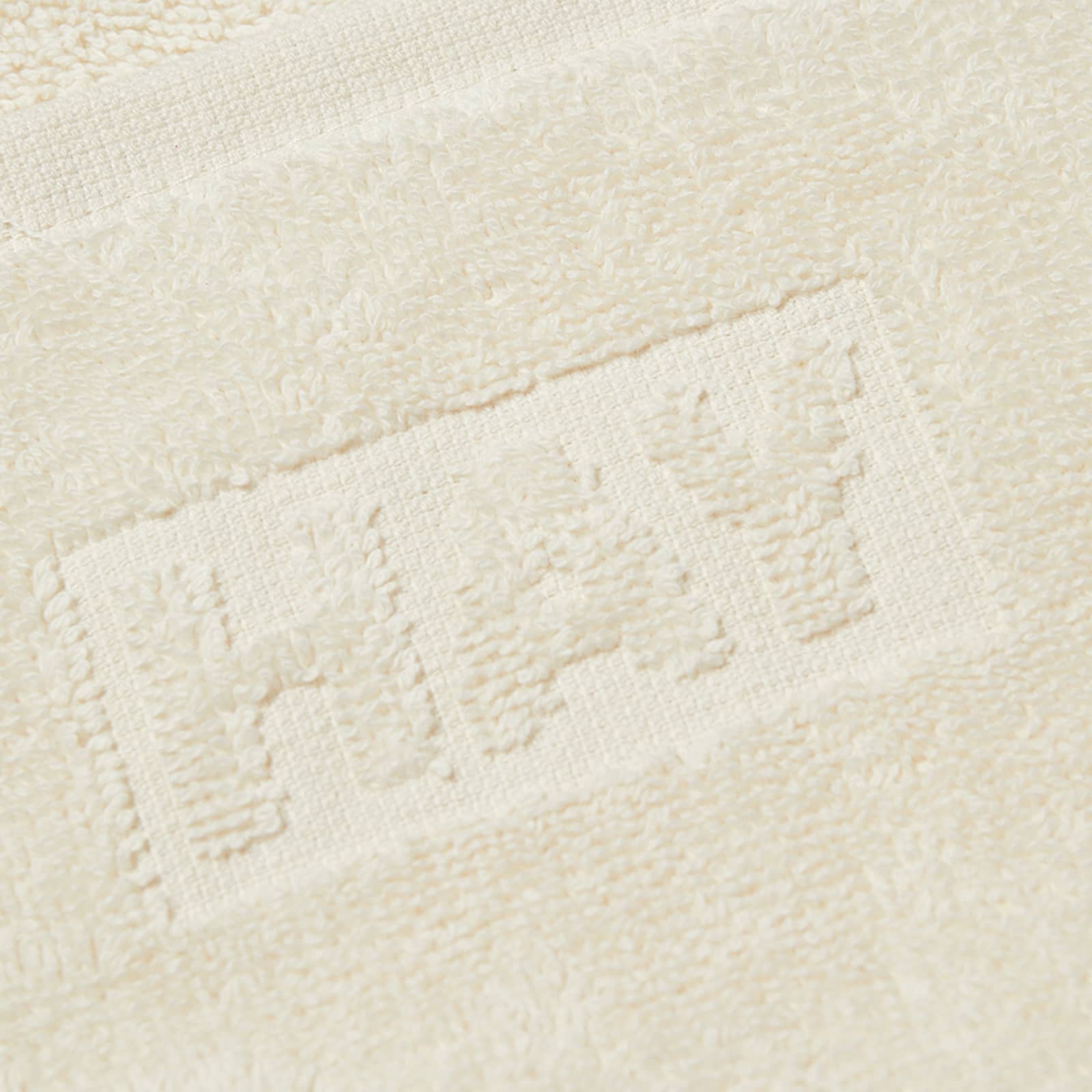 hay-mono-wash-cloth-cream-end-sg