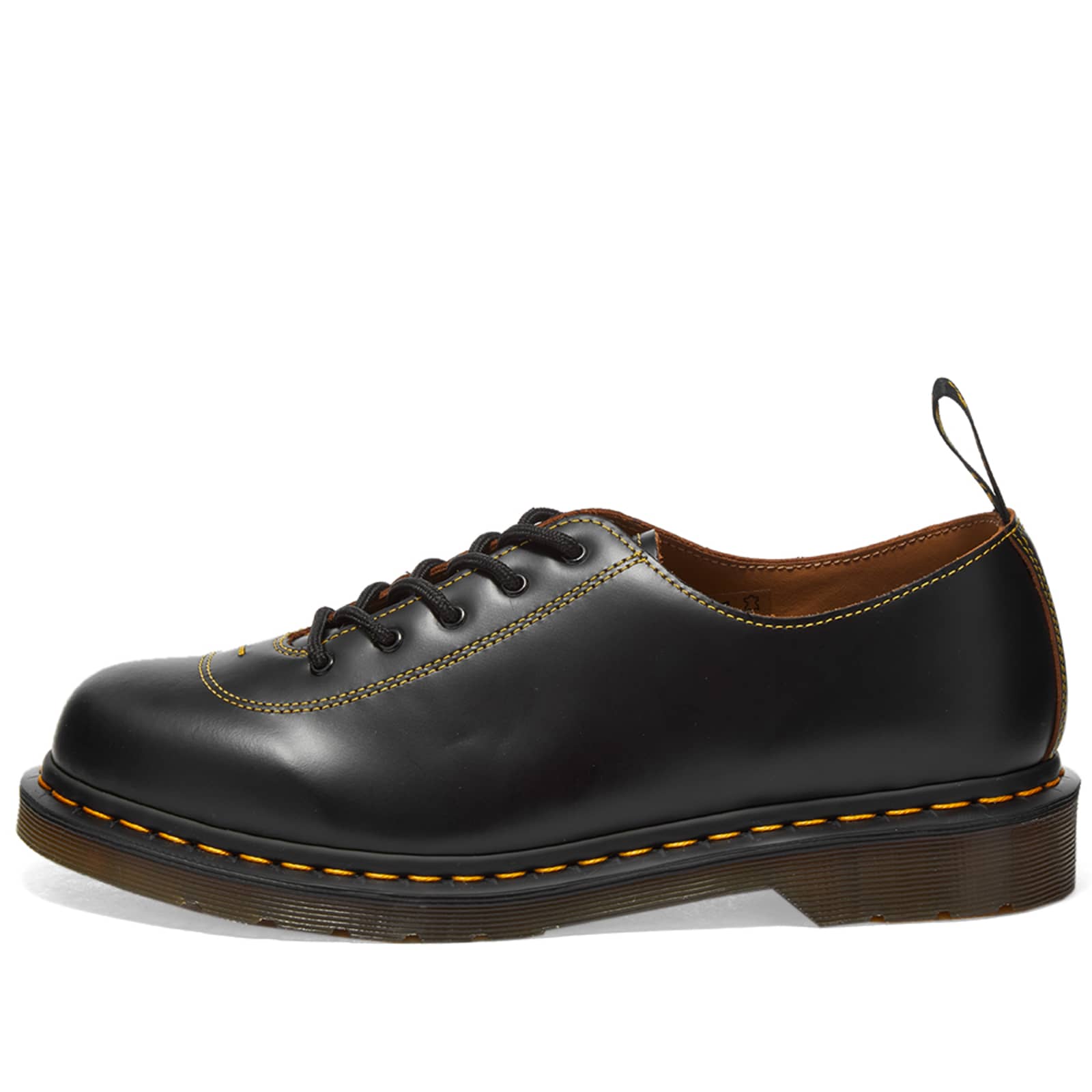 Dr. Martens Glyndon Shoe - Black Vintage Smooth