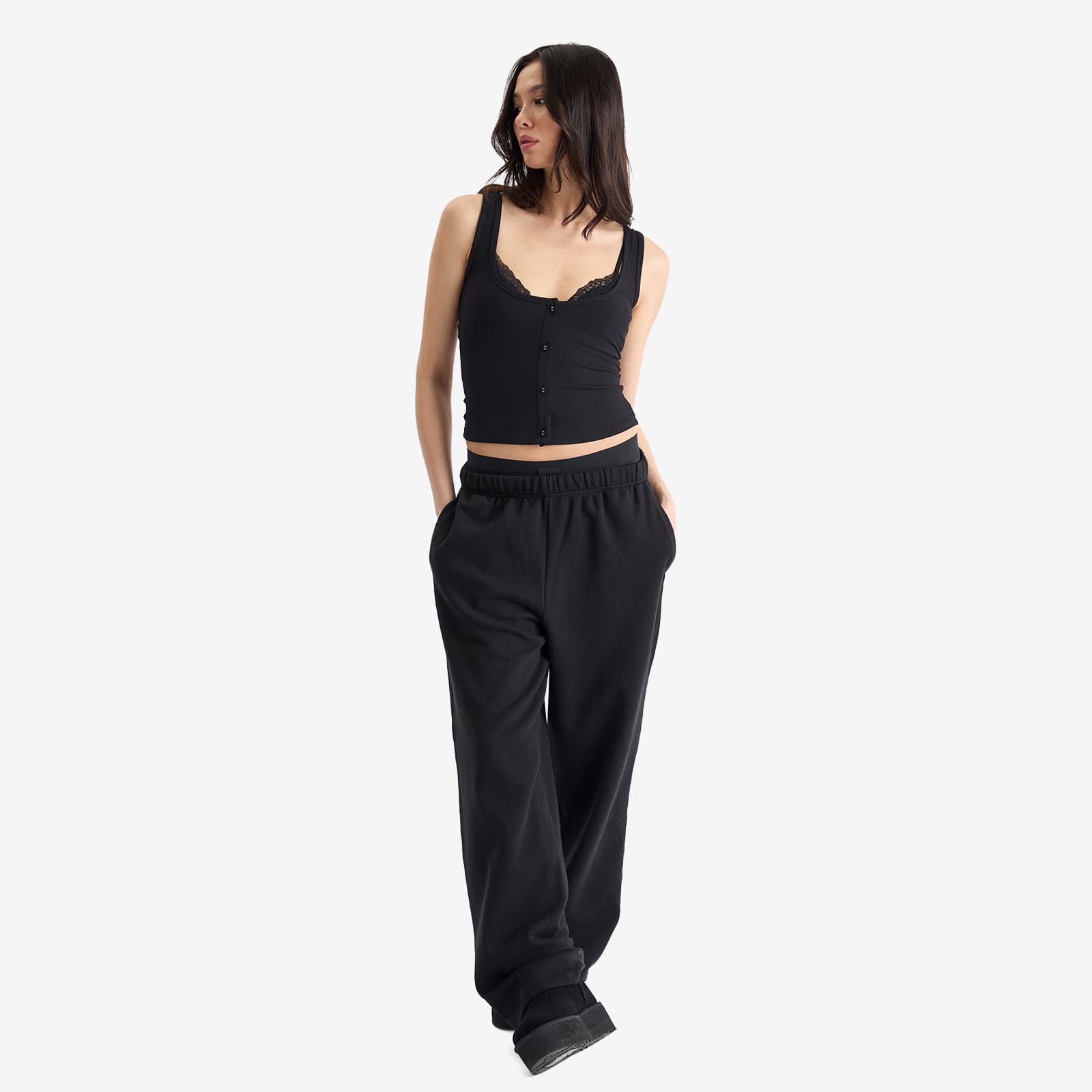 SKIMS Soft Lounge Lace Bralette Tank
