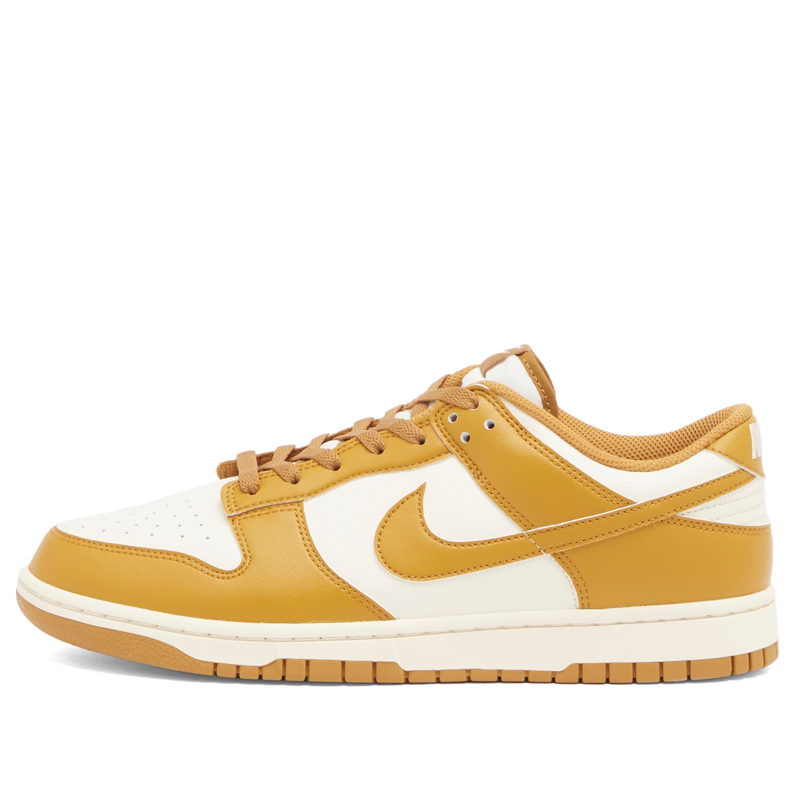 Nike Dunk Low Retro Sneaker - Ivory Wheat & White