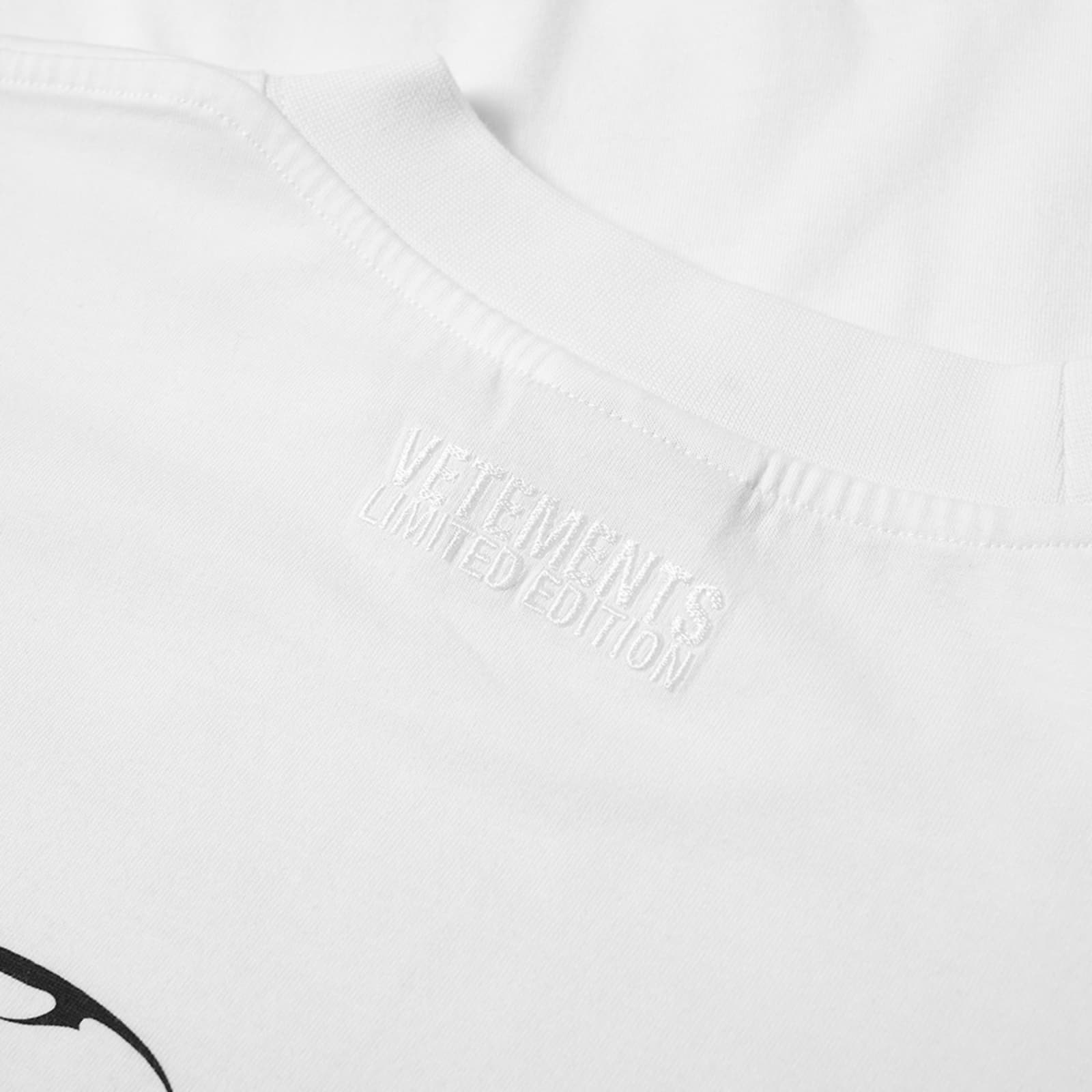 vetements-black-label-oversized-t-shirt-white-black-end-us