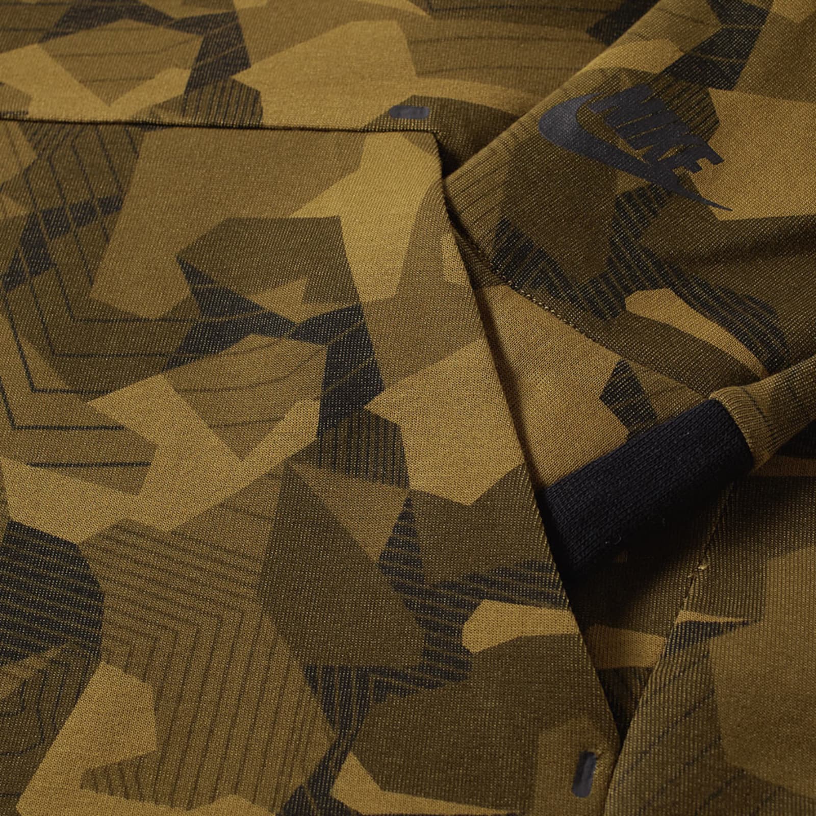 Nike Tech Fleece Camo Crew - Olive Flak & Black