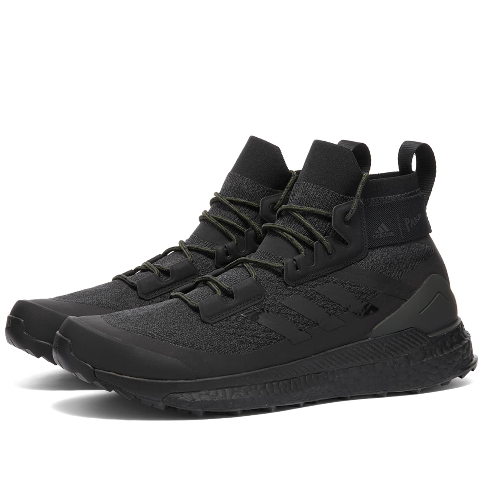 Adidas Parley Terrex Free Hiker - Core Black & Earth