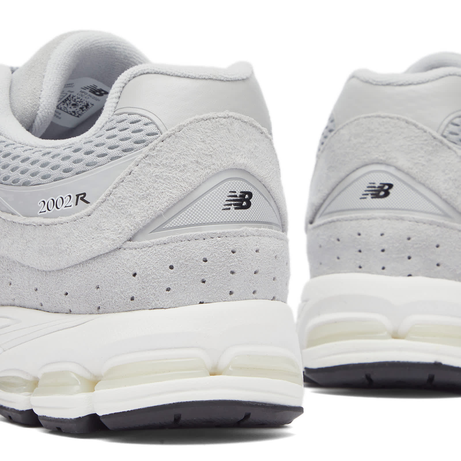 New Balance M2002WD