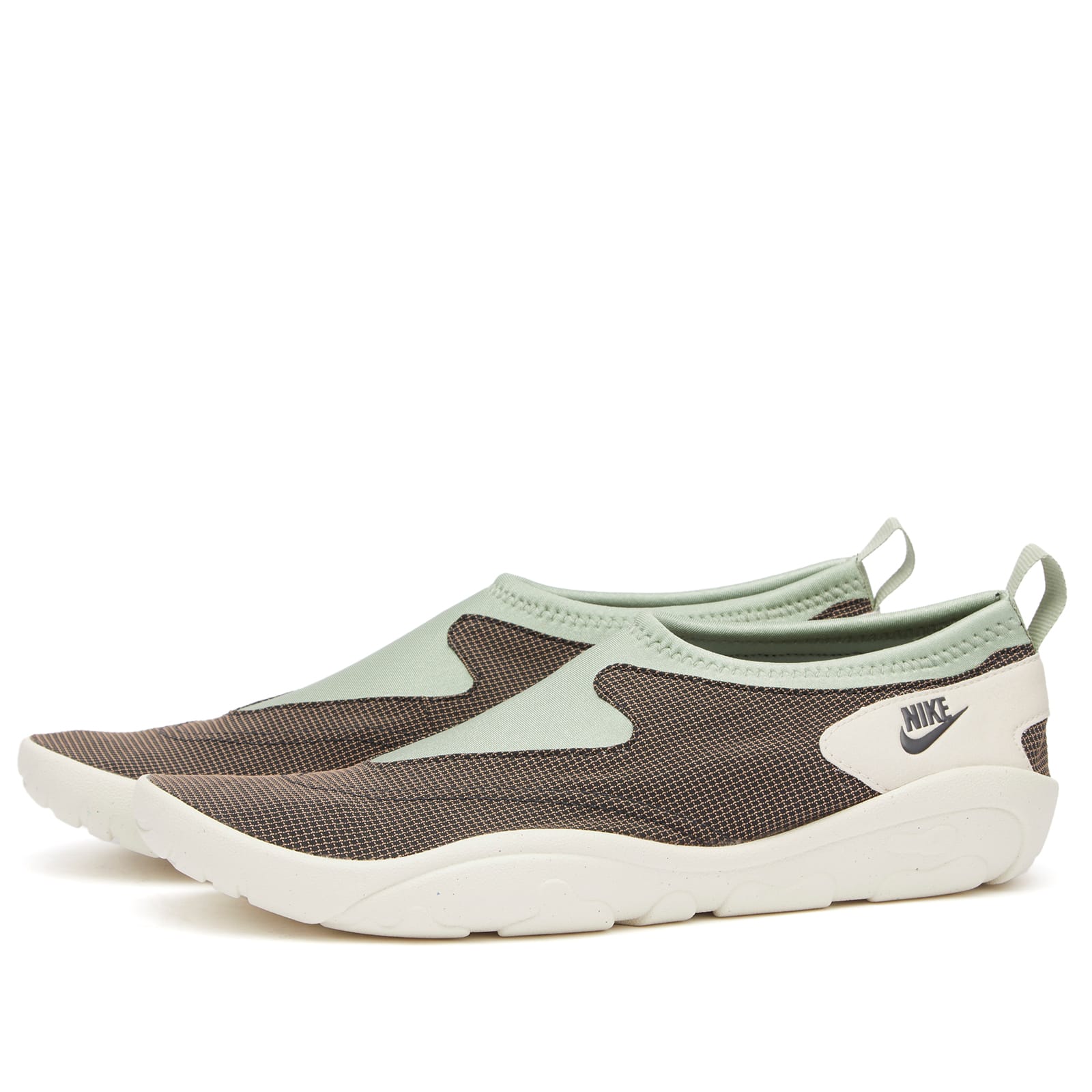 Nike Aqua Turf Sneaker