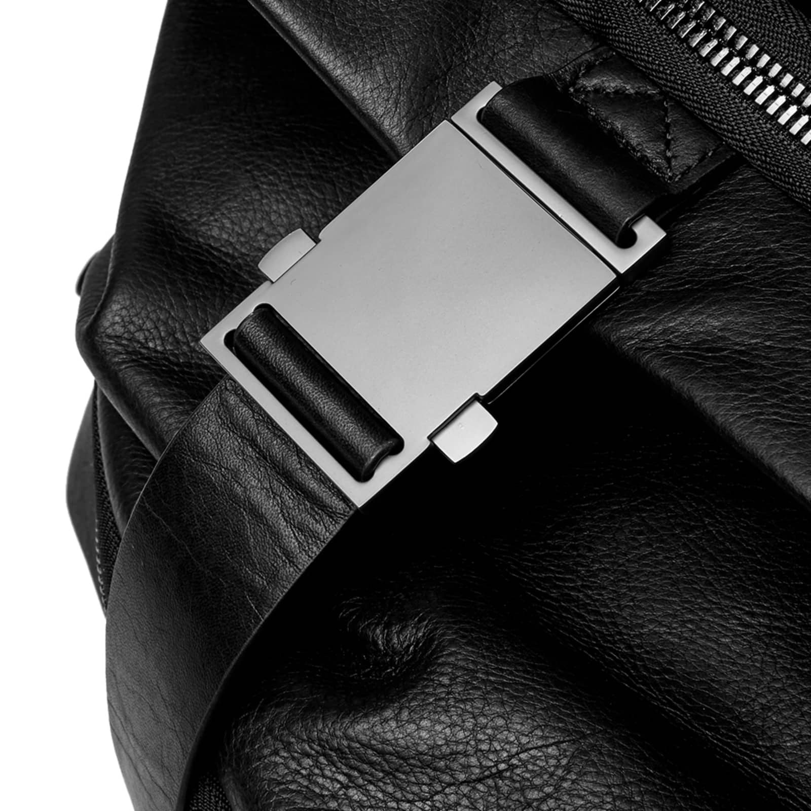 Cote&Ciel Isar M Alias Rucksack Agate Black END. (US)