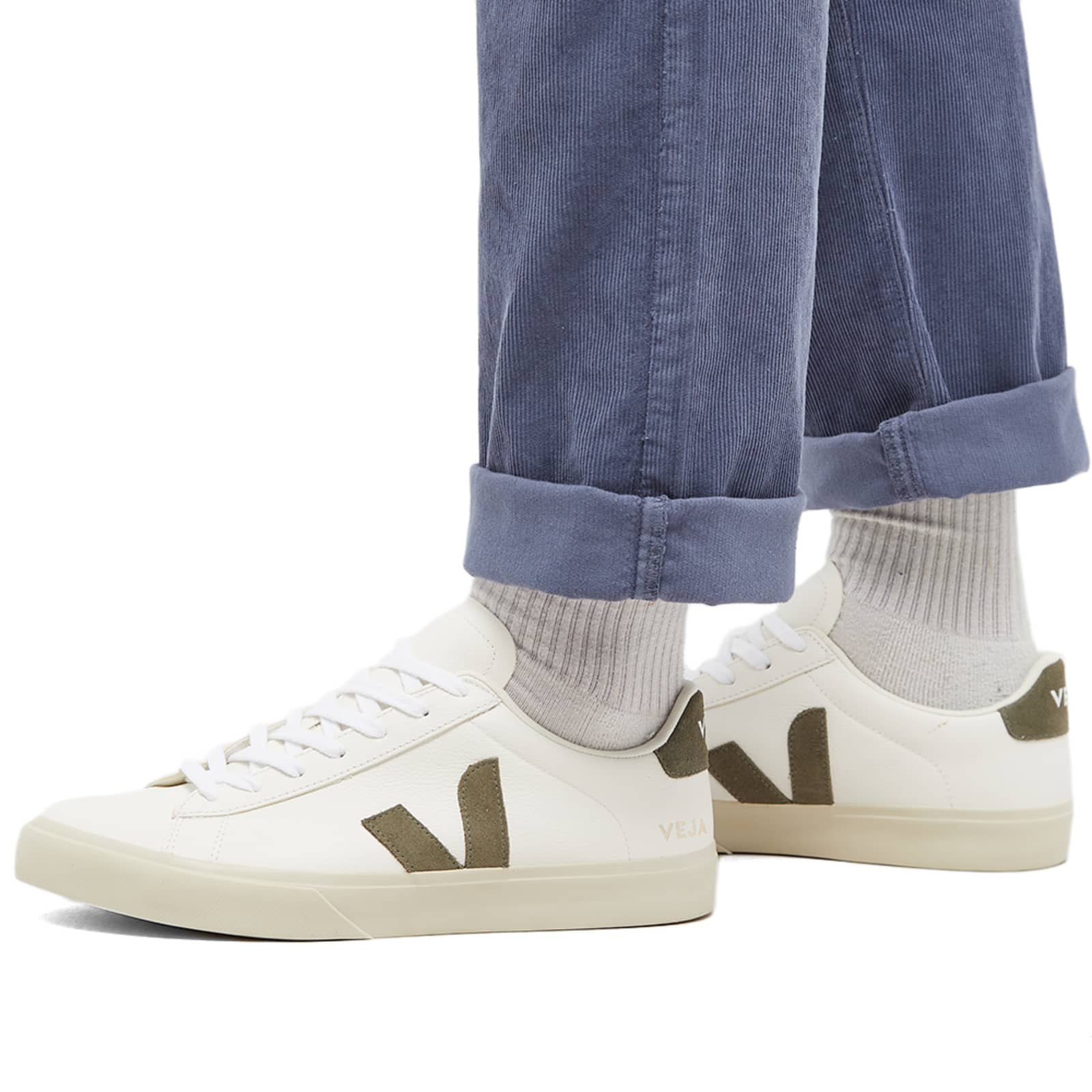 Veja Campo Sneaker - Extra White & Kaki