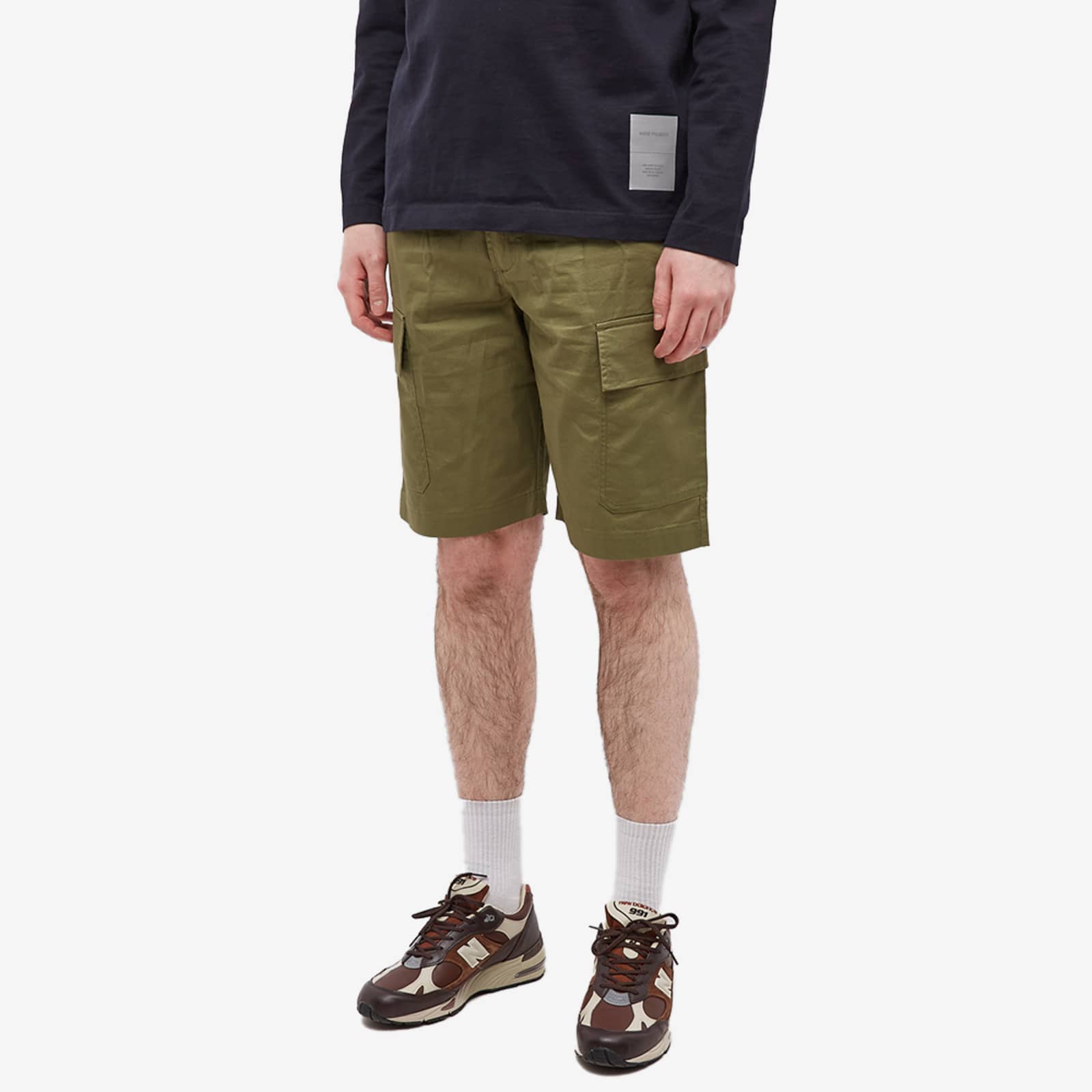 Universal Works Cargo Shorts Olive END.