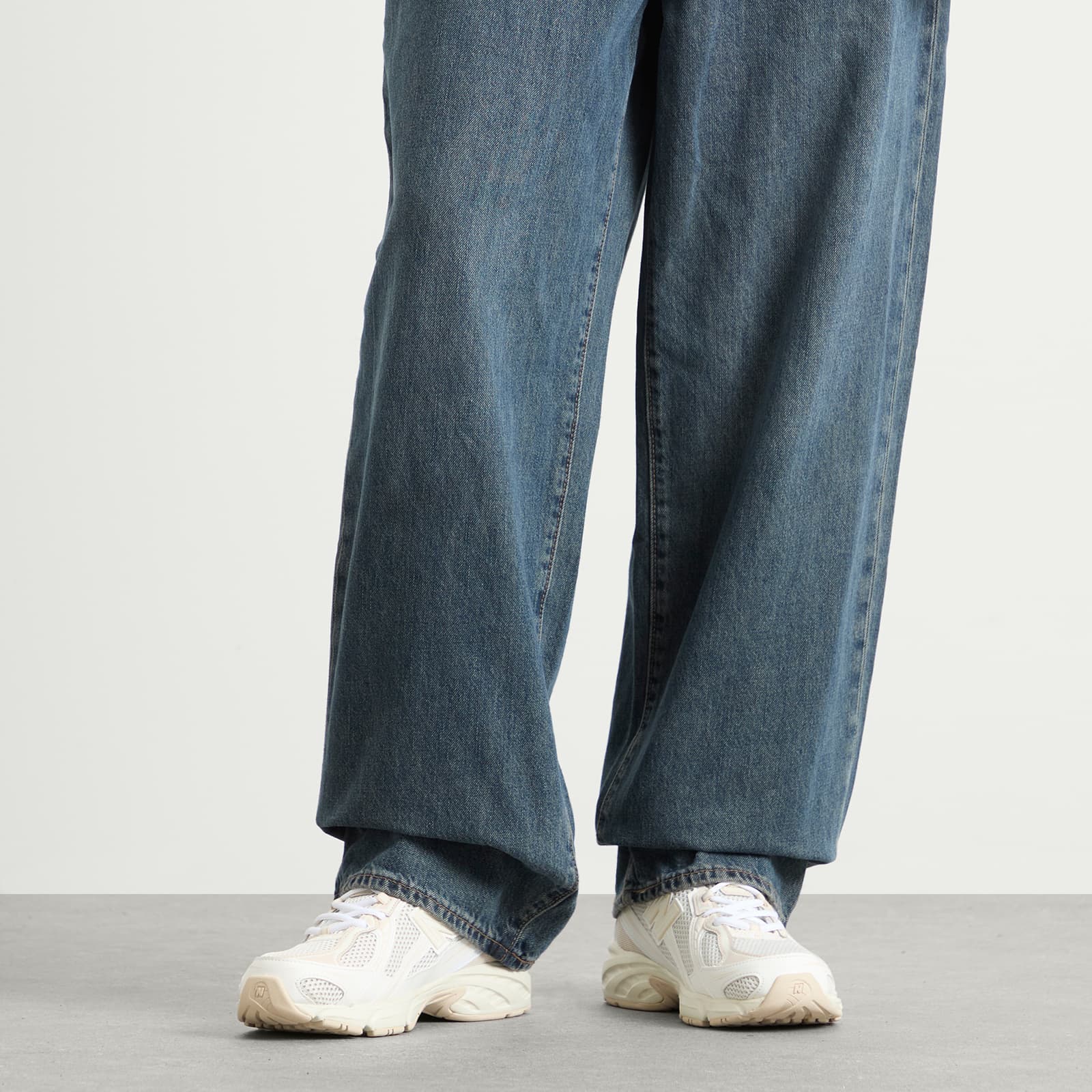 New Balance 740 Sneaker - Bisque