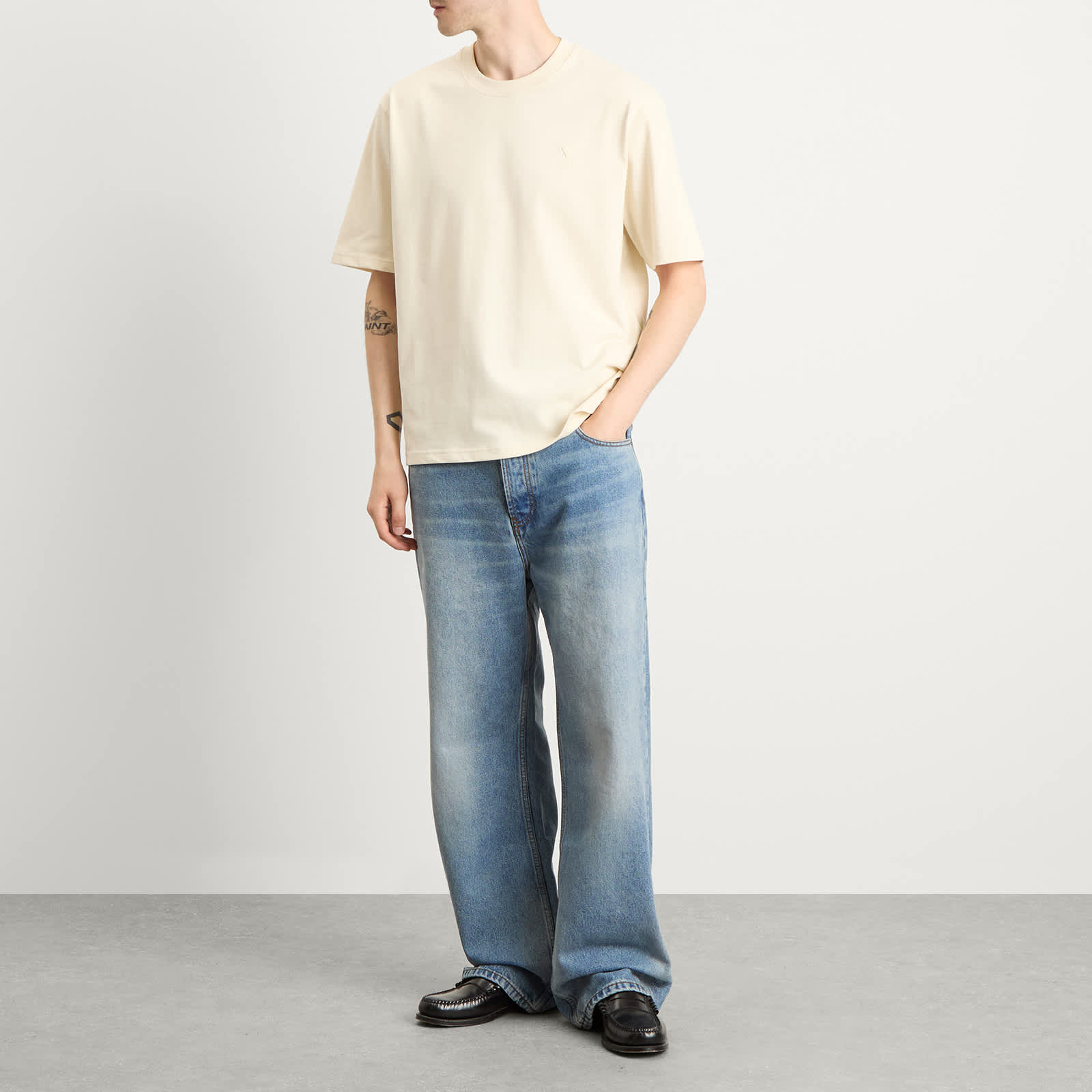 AMI Paris Used Indigo Denim Wide Fit Jeans - Bleu Used