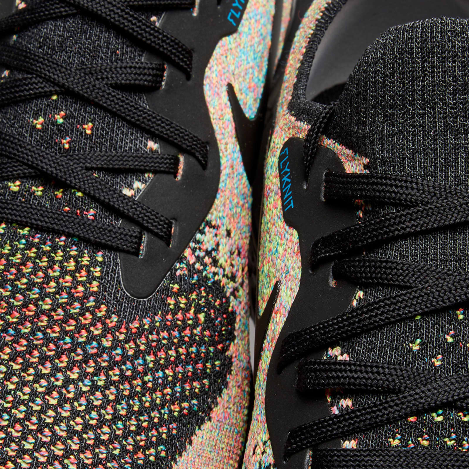 nike epic react blue pink