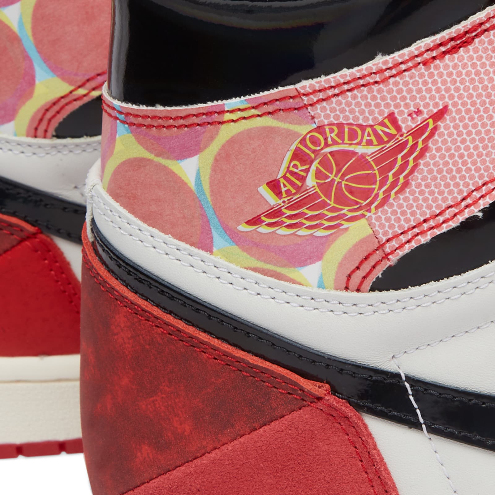 Air Jordan 1 Retro High OG SP University Red, Black & Summit White