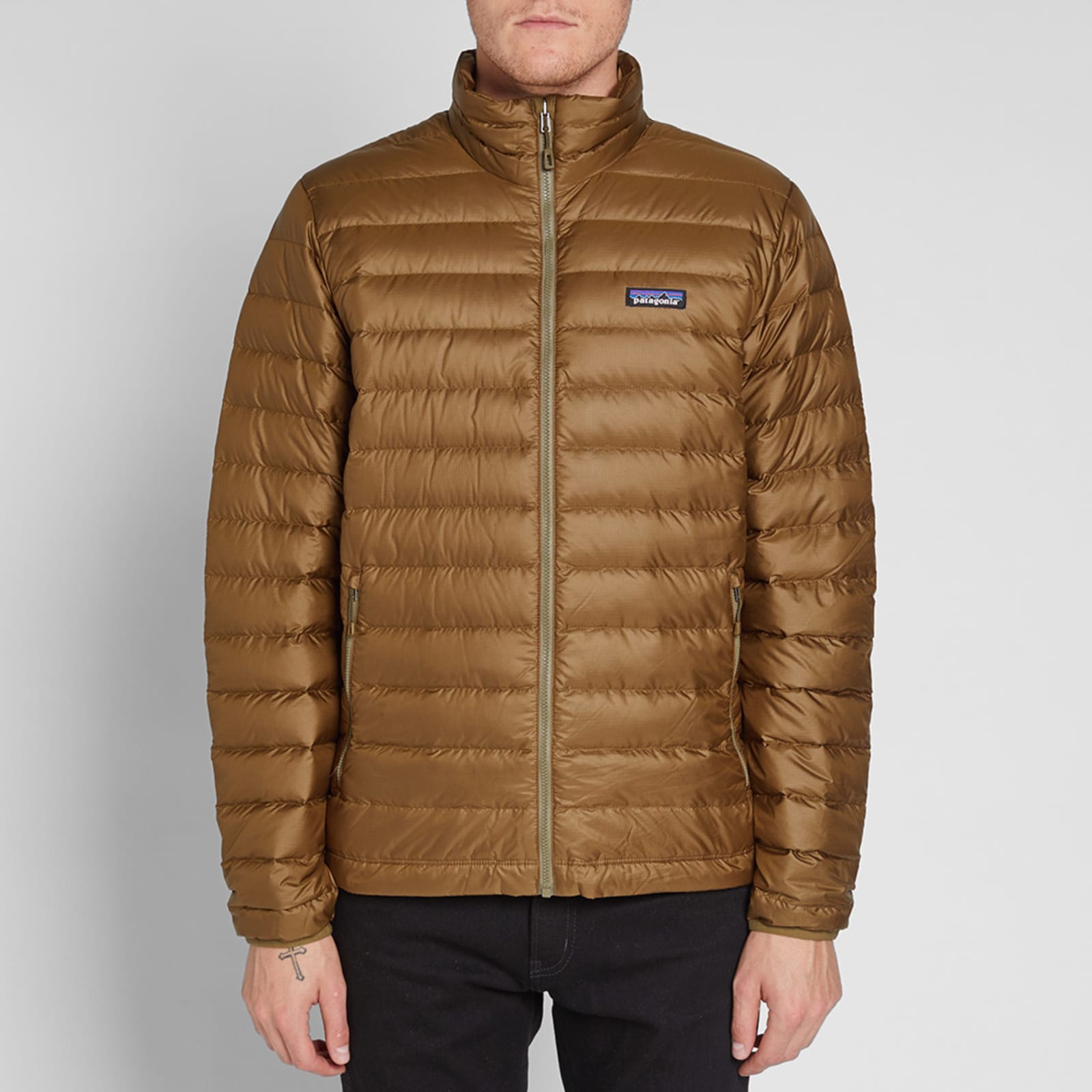 Patagonia Down Sweater Jacket Cargo Green END. (AU)